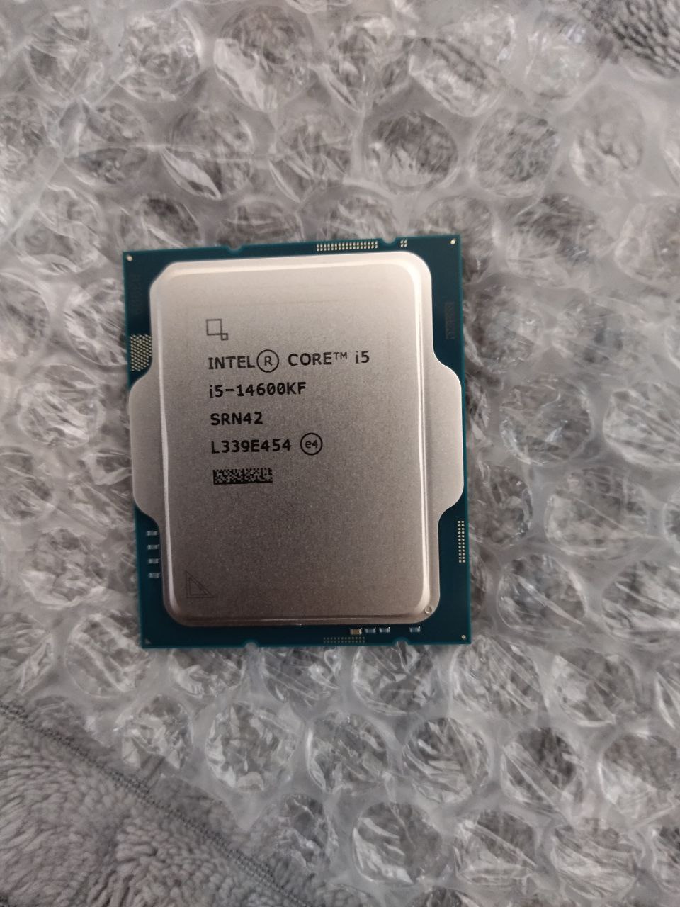 Процессор Intel Core i5-14600KF OEM, C14, Turbo 5,3GHz, L2 20Mb, Cache 24Mb  - отзывы покупателей на маркетплейсе Мегамаркет | Артикул: 100061847926