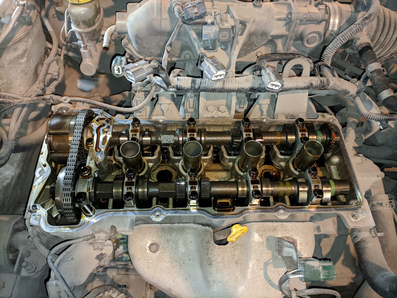 Моторное масло Lukoil синтетическое Genesis Armortech CN 5W40 4л ...