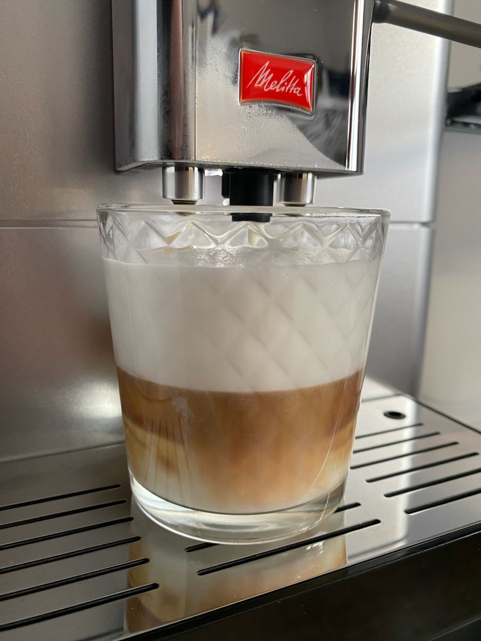 Кофемашина автоматическая Melitta Caffeo Passione OT Onetouch F 531-101 ...