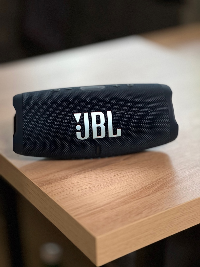 Портативная колонка JBL Charge 5 Blue - отзывы покупателей на маркетплейсе  Мегамаркет | Артикул: 100028302816