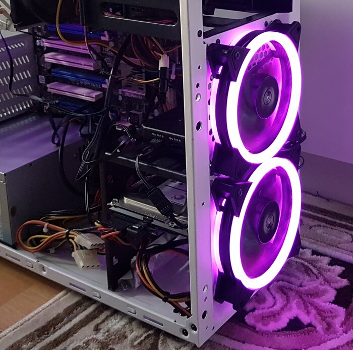 Aerocool rev. AEROCOOL Rev RGB 120мм. Вентилятор AEROCOOL Rev RGB. Кулер AEROCOOL 120 RGB. Вентилятор AEROCOOL Rev RGB, 120мм.