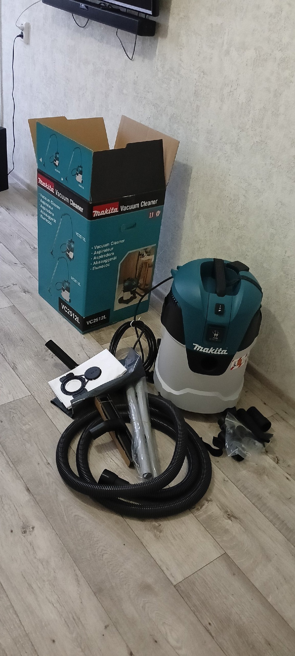 Строительный пылесос Makita VC2512L - отзывы покупателей на Мегамаркет |  100000379211