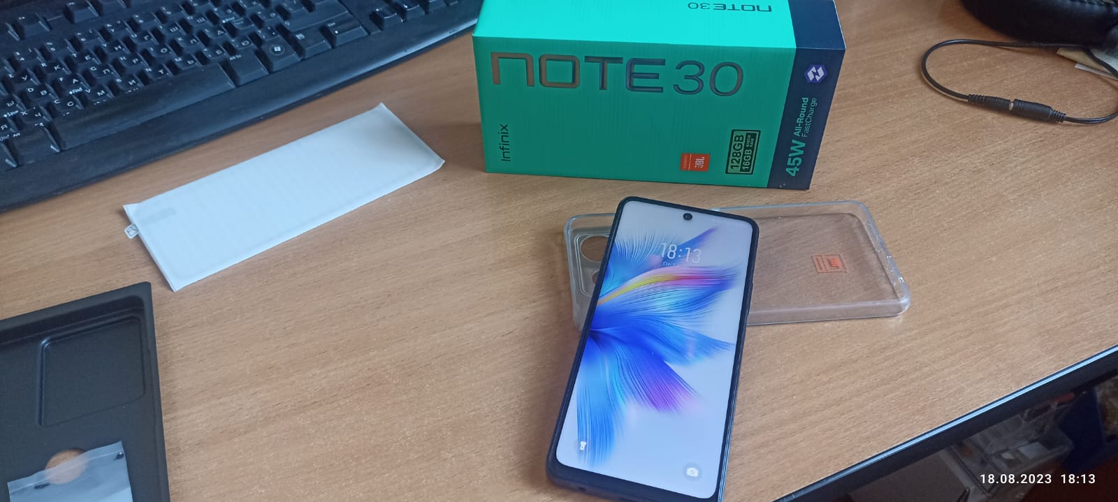 Смартфон Infinix Note 30 8/128GB черный (X6833B) - отзывы покупателей на  Мегамаркет | 600012210289