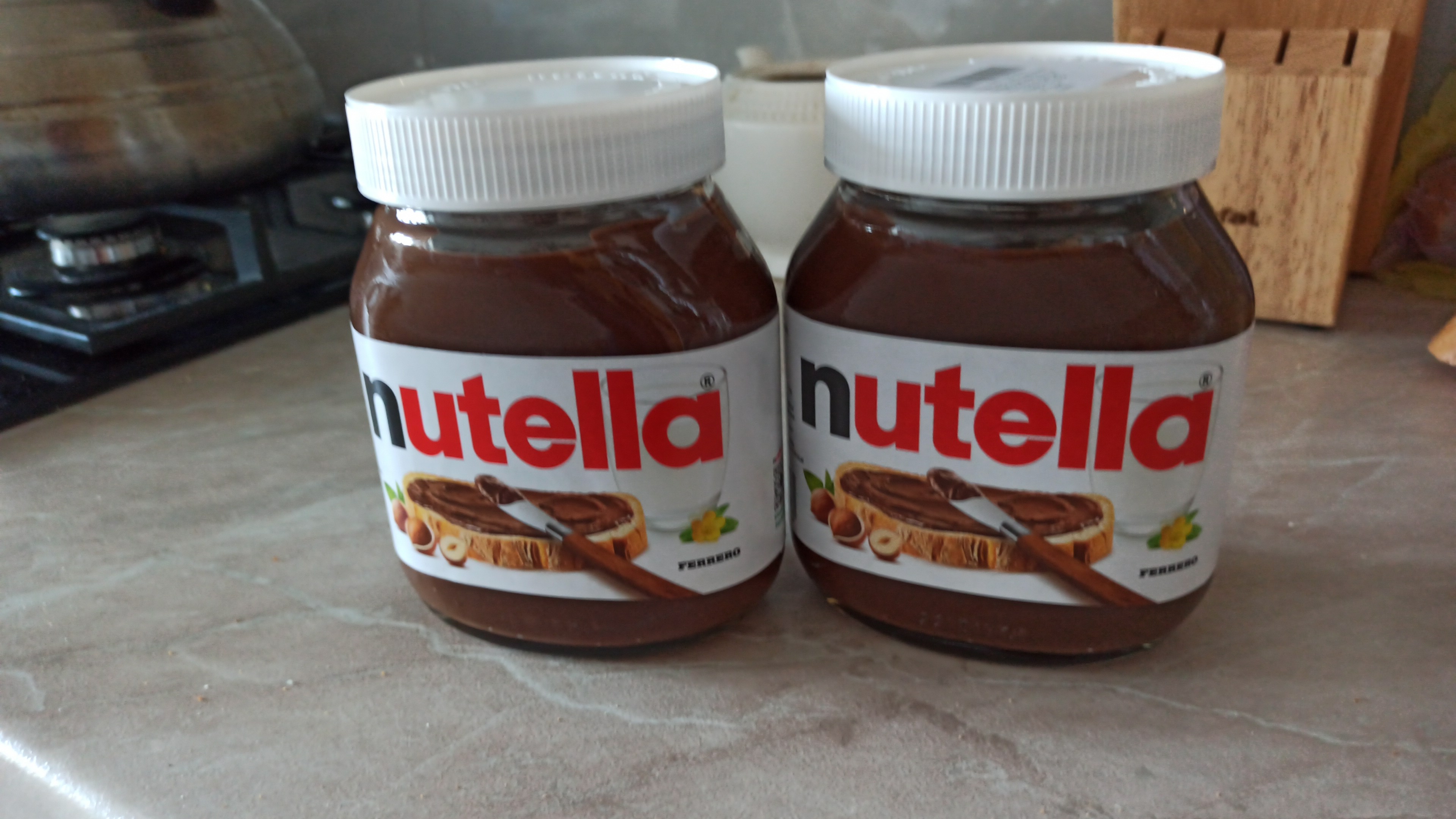 Шоколадная паста Nutella, фундук и какао, 2 шт по 630 г - отзывы  покупателей на Мегамаркет