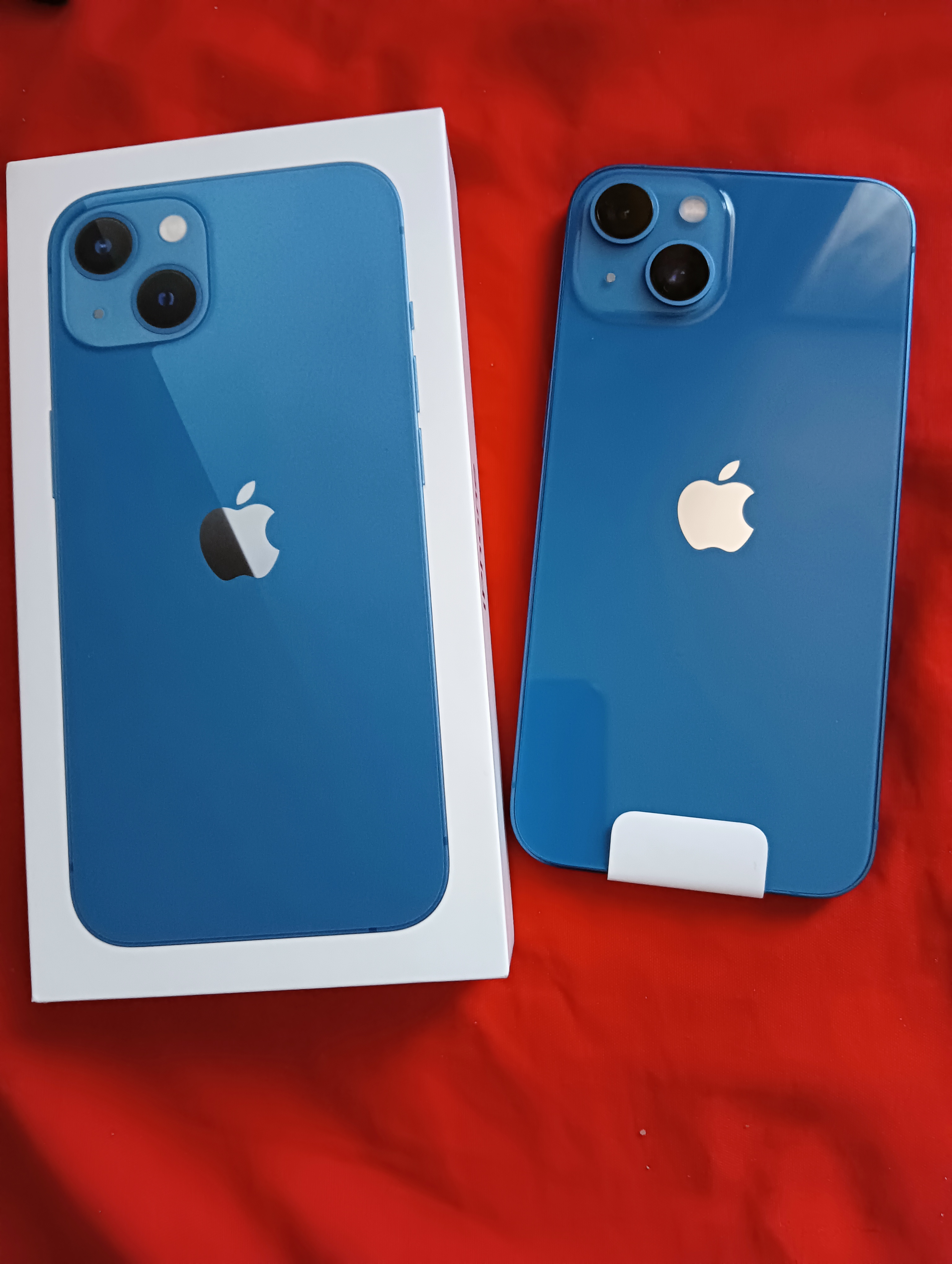 Смартфон Apple iPhone 13 512GB Blue (MLPD3RU/A) - отзывы покупателей на  маркетплейсе Мегамаркет | Артикул: 100029275872