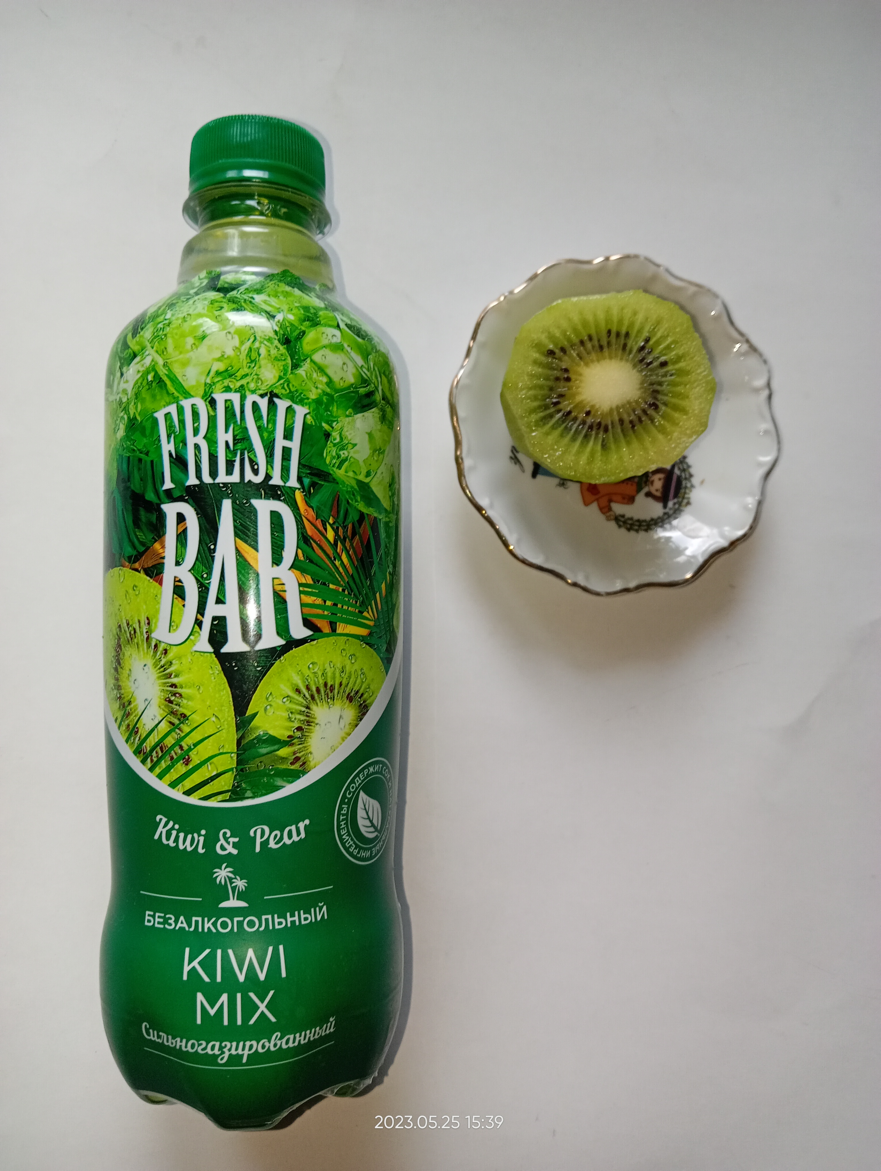 Напиток Fresh Bar Kiwi Mix, газированный, 480 мл - отзывы покупателей на  маркетплейсе Мегамаркет | Артикул: 100029548830