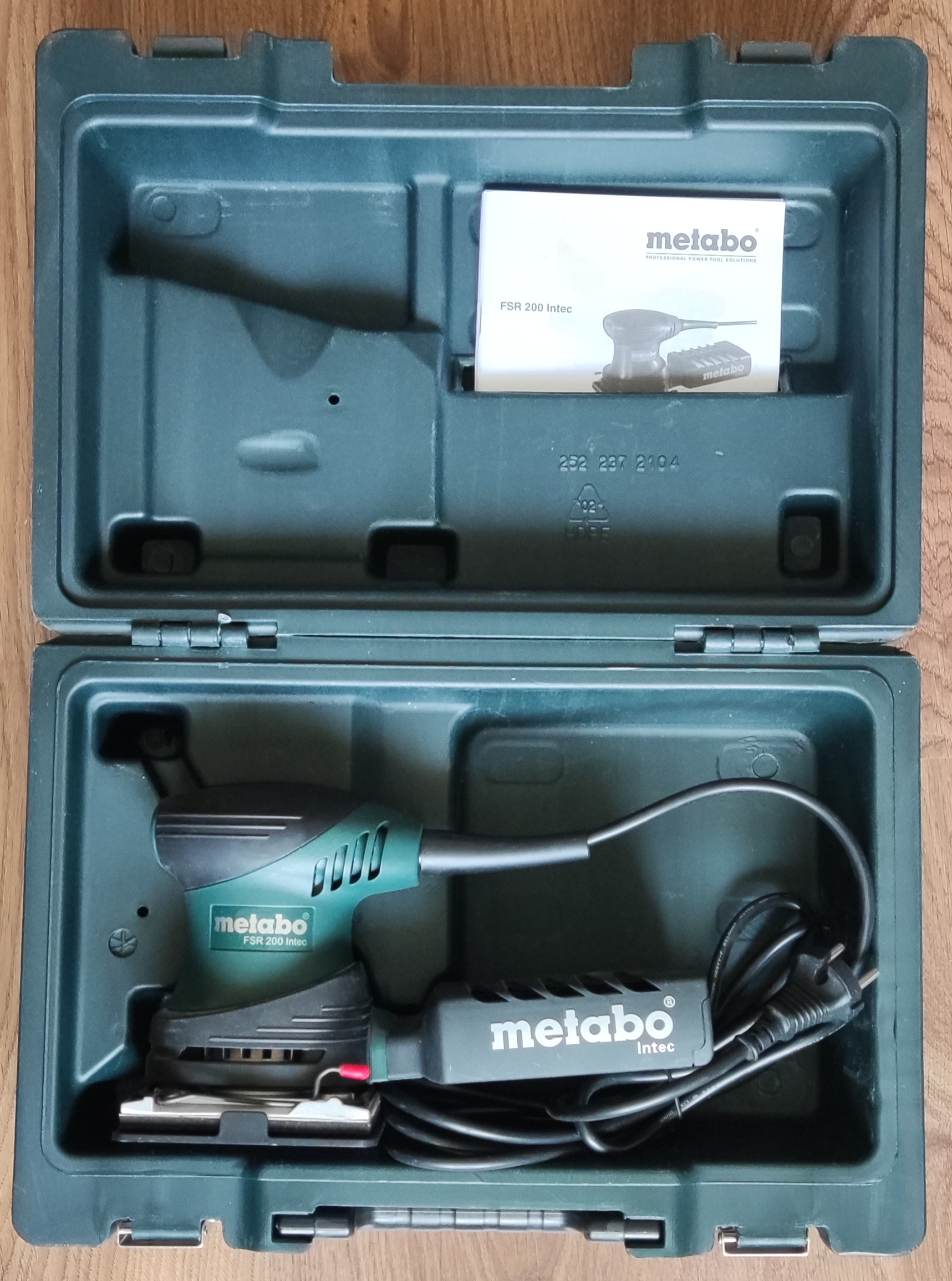 Сетевая вибрационная шлифовальная машина Metabo FSR 200 600066500 купить,  цены в Москве на Мегамаркет