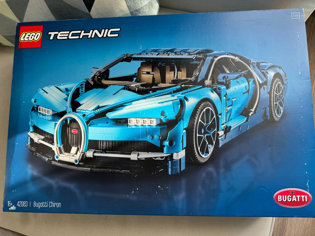 Купить конструктор LEGO Technic 42083 Bugatti Chiron, цены на Мегамаркет |  Артикул: 600000993006