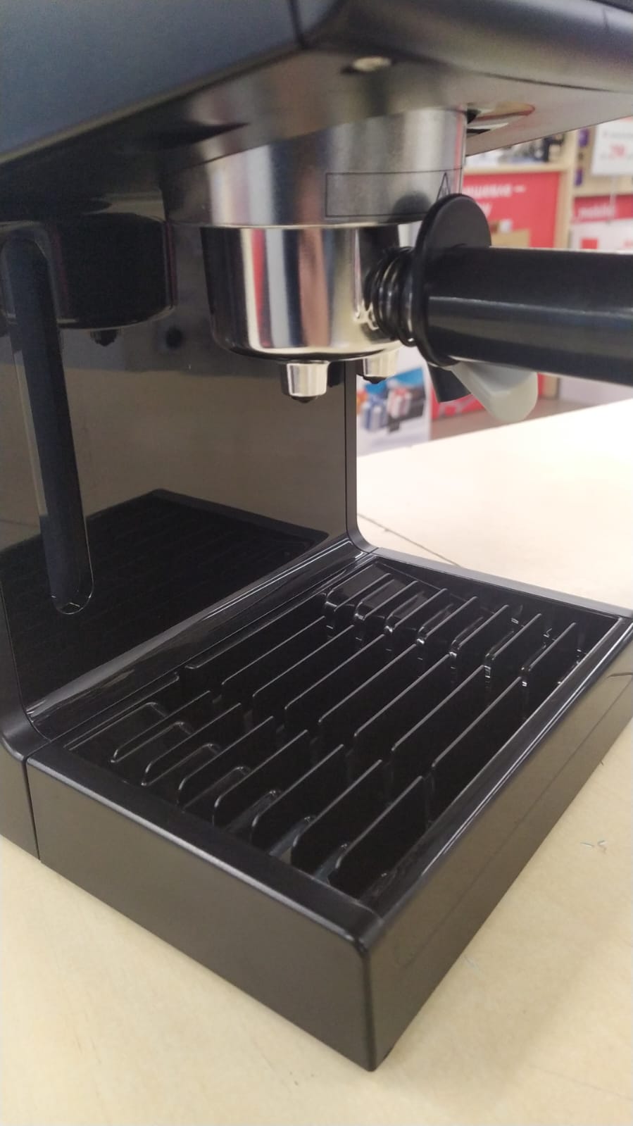 Рожковая кофеварка DeLonghi ECP 31.21 Black, купить в Москве, цены в интернетмагазинах на