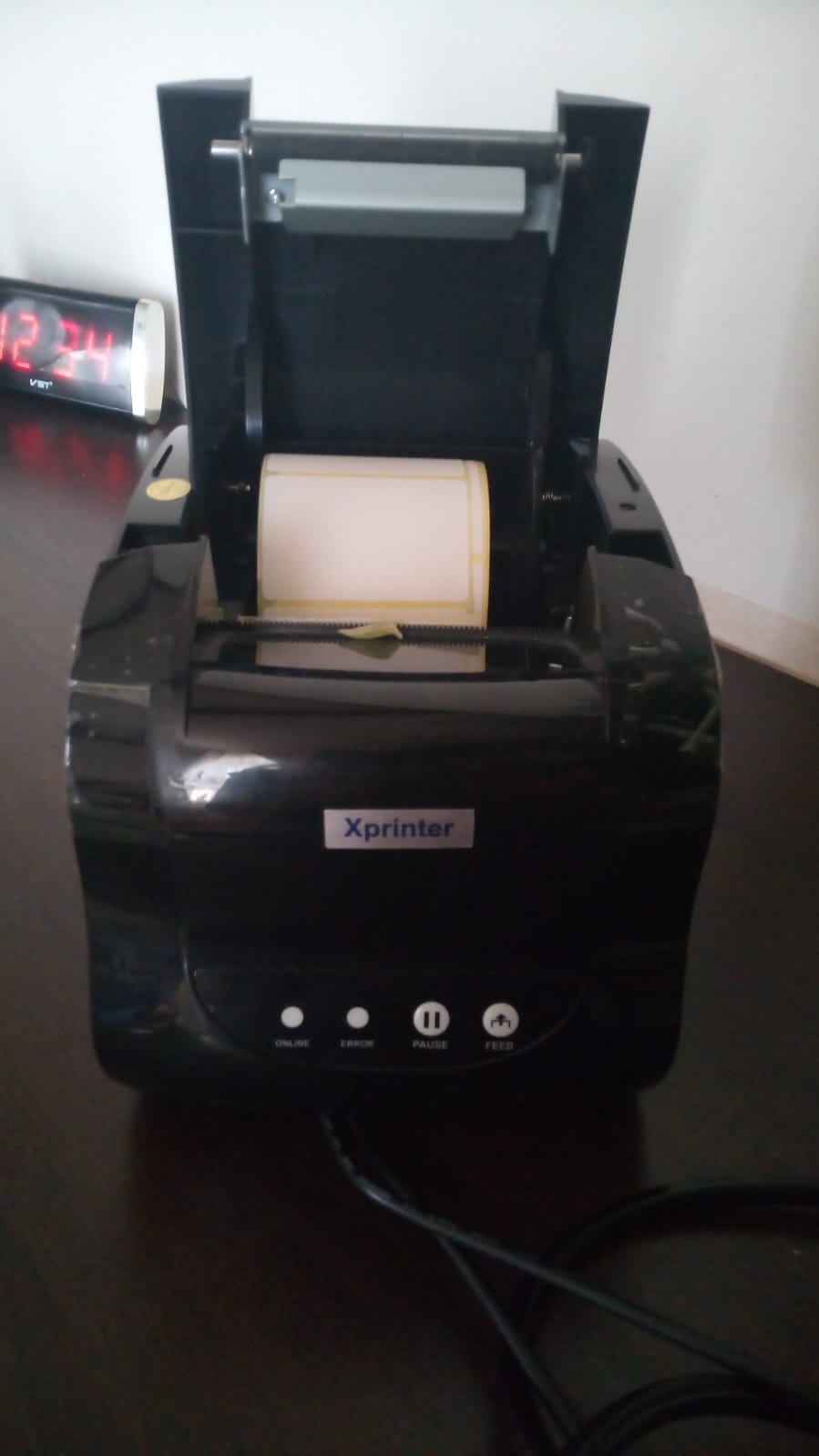 Термопринтер этикеток Xprinter XP-365B + 2 рулона термоэтикеток - отзывы  покупателей на маркетплейсе Мегамаркет | Артикул: 600006800997