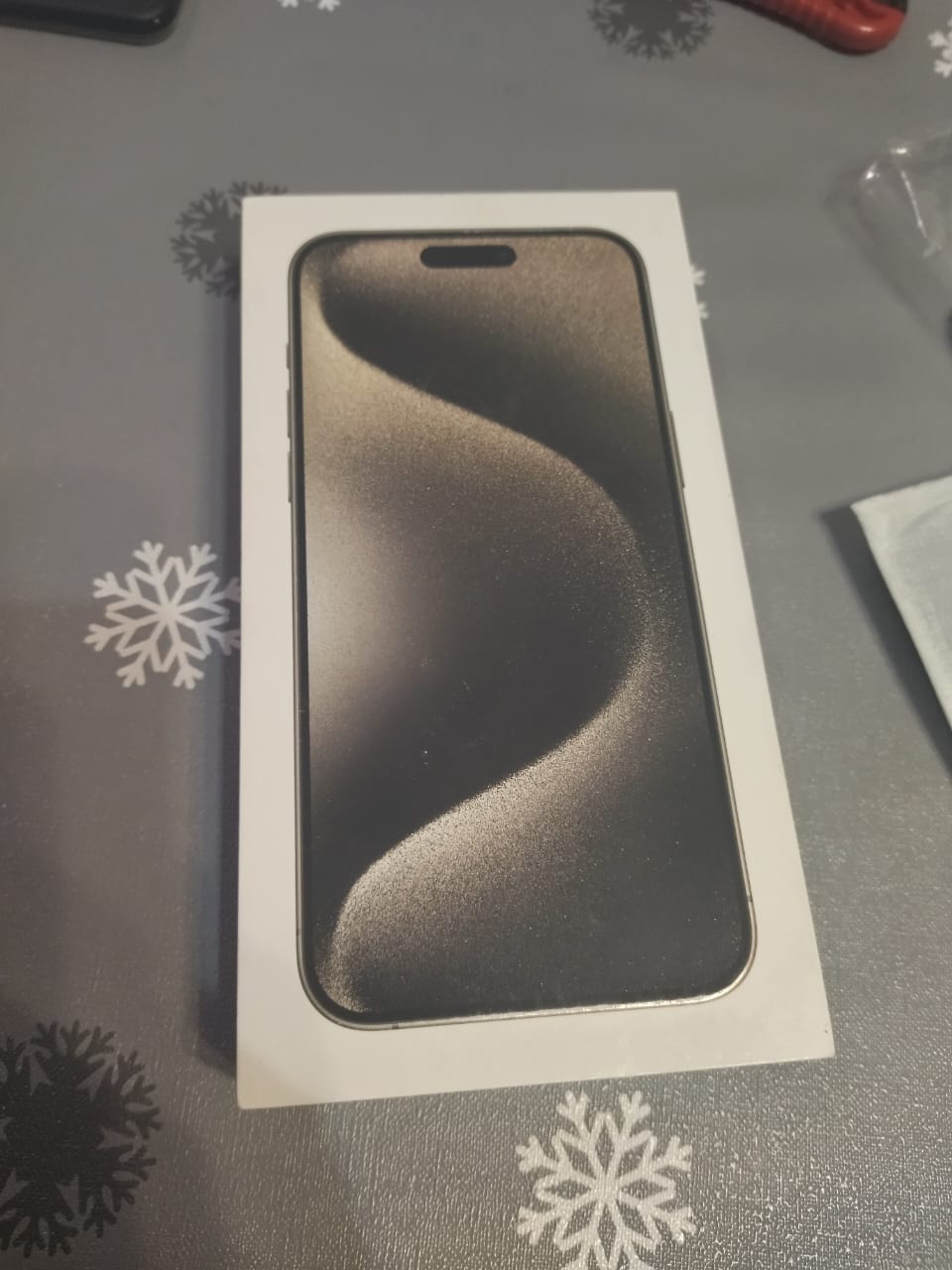 Смартфон Apple iPhone 15 Pro Max 256Gb Natural Titanium, купить в Москве,  цены в интернет-магазинах на Мегамаркет