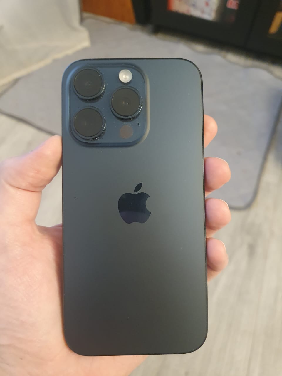 Смартфон Apple iPhone 15 Pro 256Gb Blue Titanium 2 SIM HK/CN - отзывы  покупателей на Мегамаркет | 100060740345