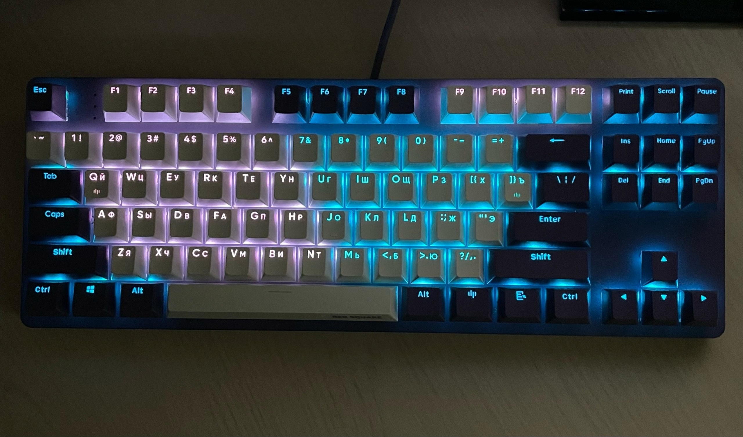 Red square keyrox tkl aquarius