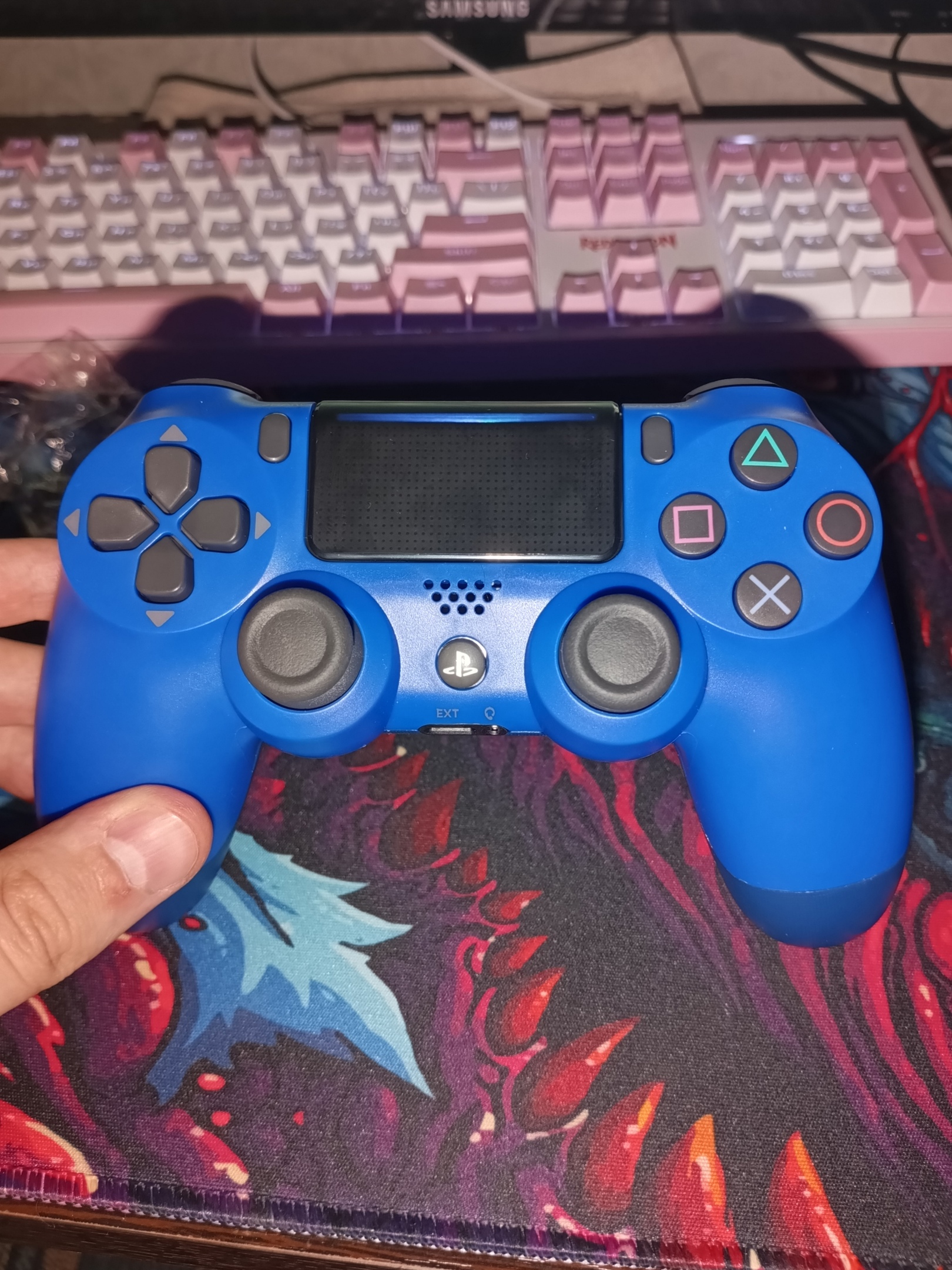 Геймпад Dobe для PlayStation 4 Midnight Blue - отзывы покупателей на  Мегамаркет | 600003137631