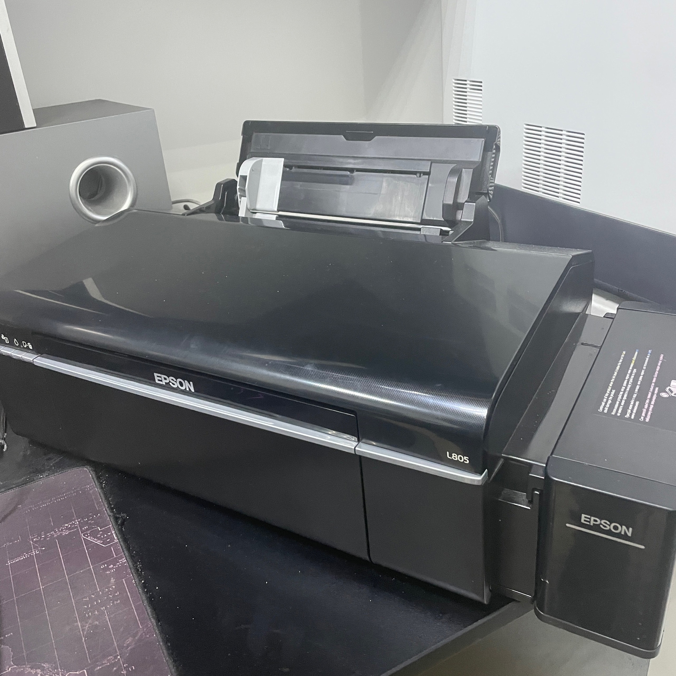 Струйный принтер Epson L805 - отзывы покупателей на маркетплейсе Мегамаркет  | Артикул: 100000014599