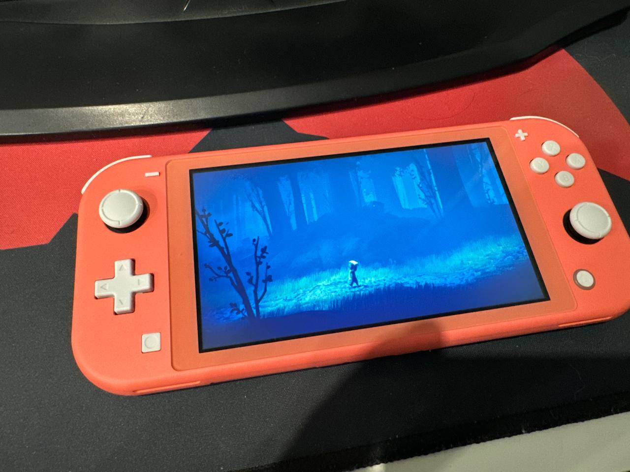 Игровая консоль Nintendo Switch Lite Coral - отзывы покупателей на  маркетплейсе Мегамаркет | Артикул: 100026552980