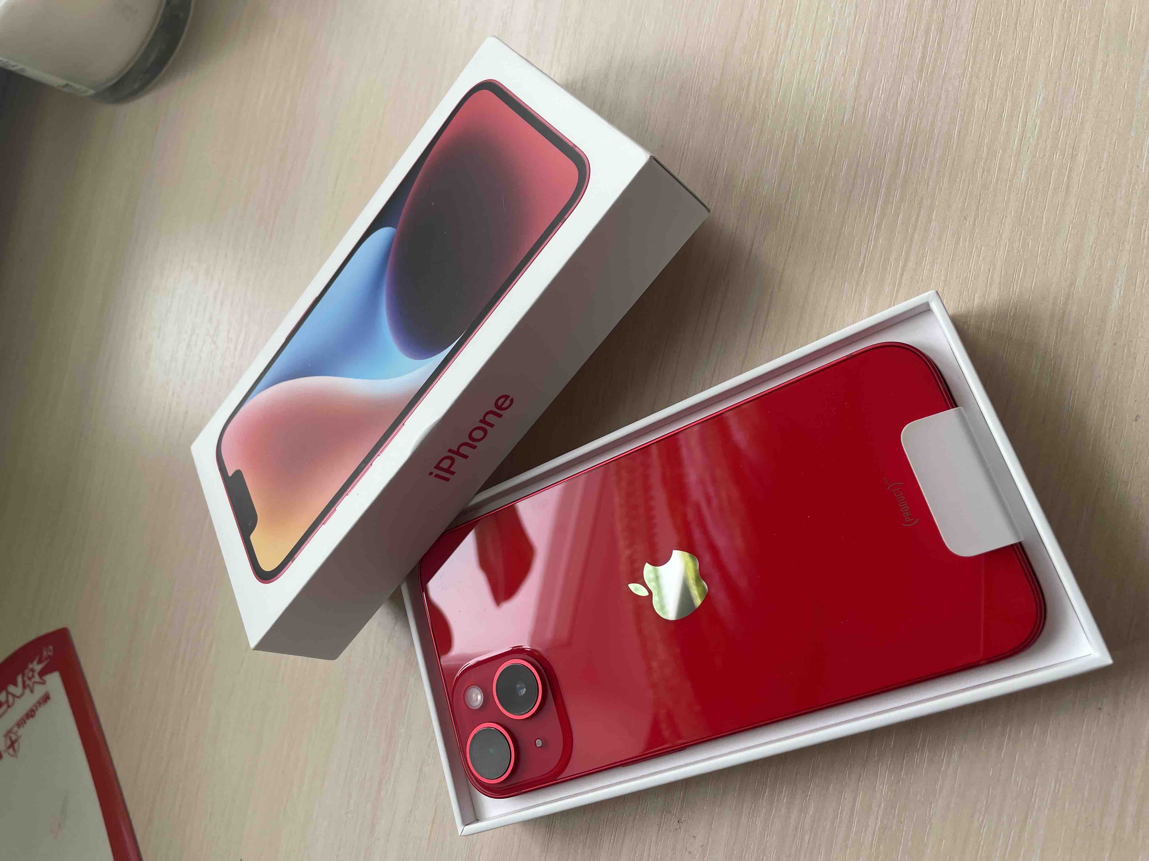 Смартфон Apple iPhone 14 128Gb (PRODUCT)RED - отзывы покупателей на  маркетплейсе Мегамаркет | Артикул: 100039500589