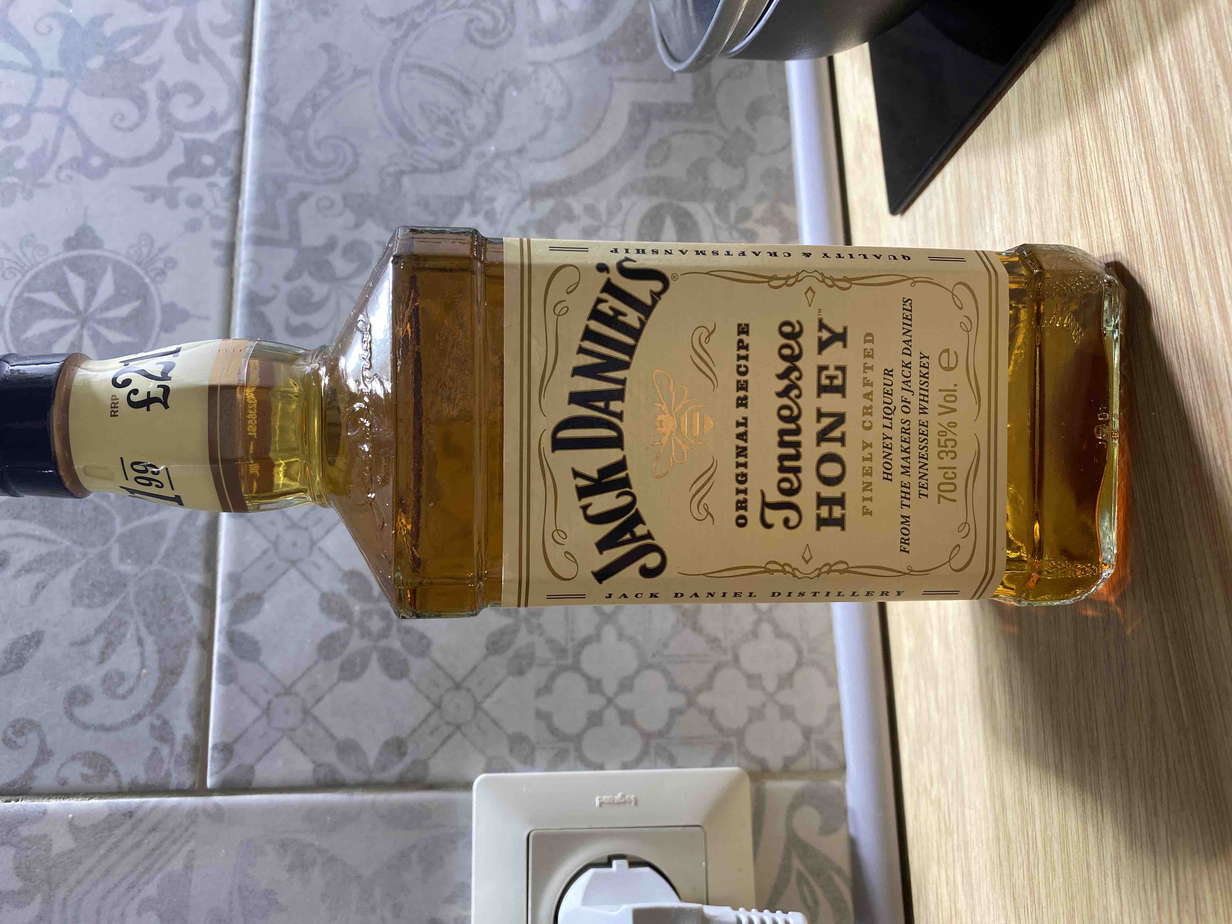 Виски Джек Дэниэлс Теннесси 0.7. Jack Daniels Tennessee Honey 0.7л. Jack Daniels Honey 0.7. Джек Дэниэлс персик.