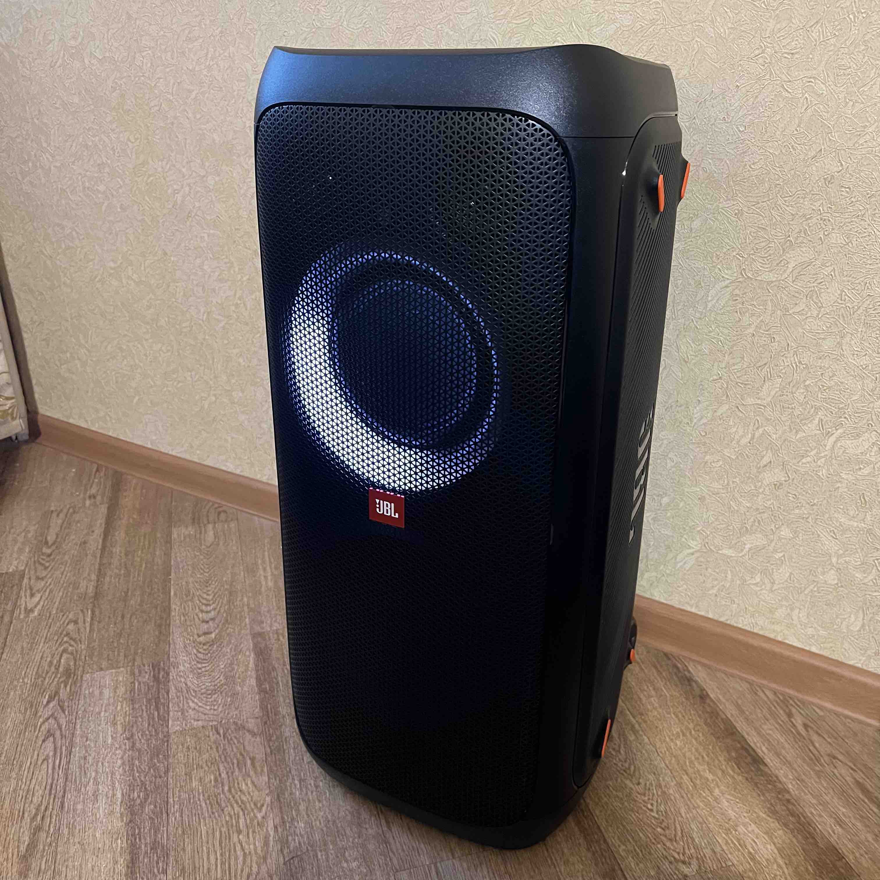 Портативная колонка JBL Partybox 310 Black - отзывы покупателей на  маркетплейсе Мегамаркет | Артикул: 100027565781