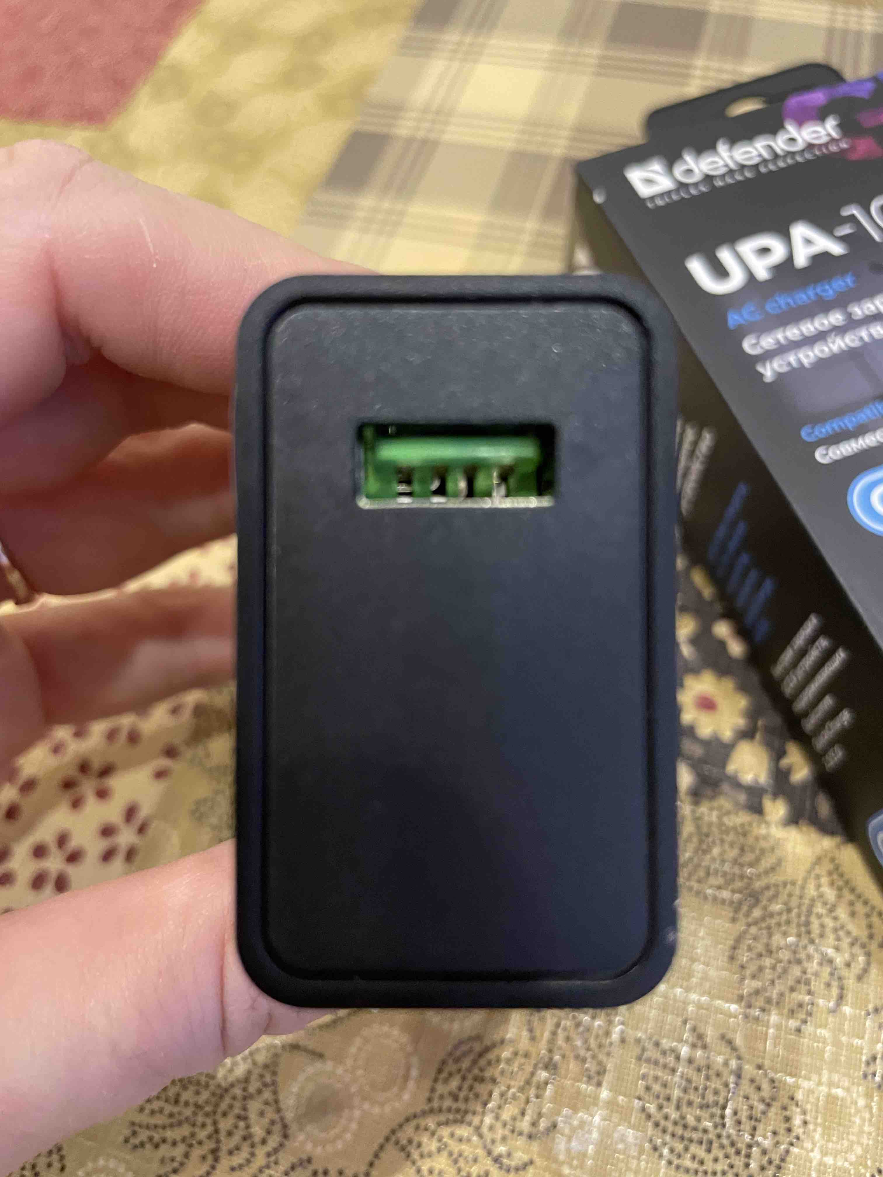 Сетевое зарядное устройство Defender UPA-101, 1xUSB, 3 A, black - отзывы  покупателей на маркетплейсе Мегамаркет | Артикул: 600002758660