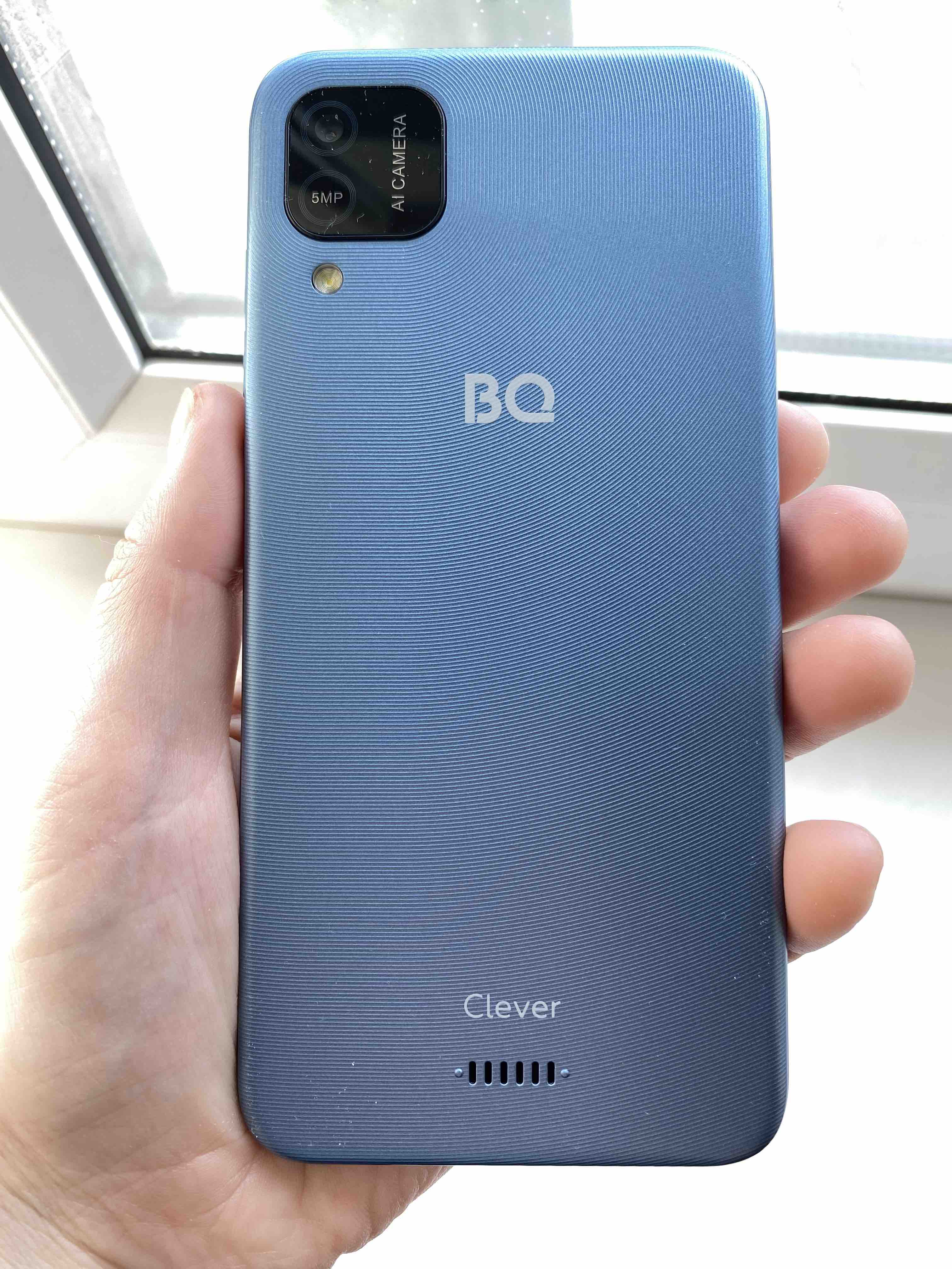 Смартфон BQ BQ-5765L Clever 3/16GB Blue - отзывы покупателей на Мегамаркет