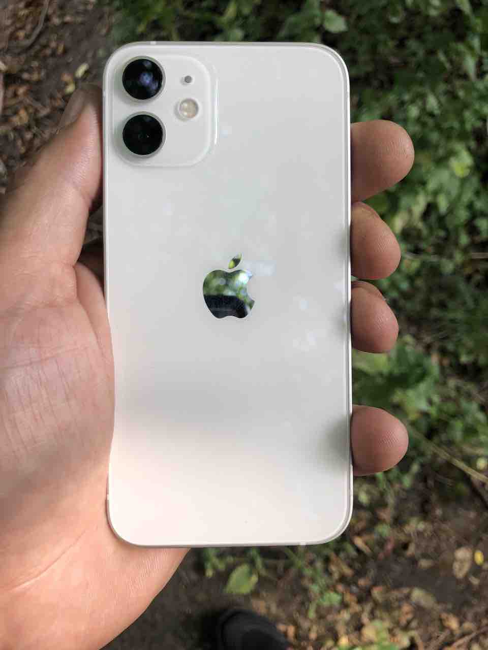 Смартфон Apple iPhone 12 Mini 128Gb White, купить в Москве, цены в  интернет-магазинах на Мегамаркет