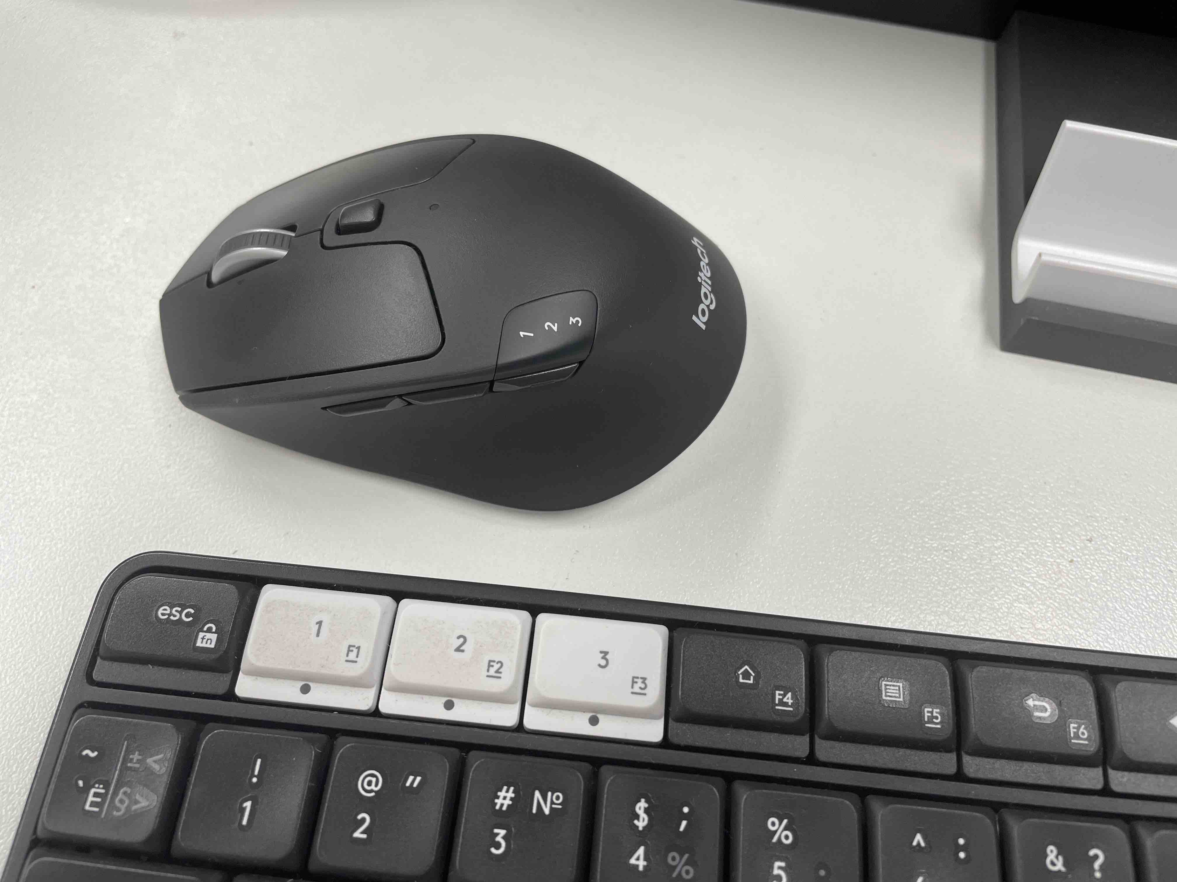 Беспроводная мышь Logitech M720 Black (910-004791) - отзывы покупателей на  маркетплейсе Мегамаркет | Артикул: 100000431418