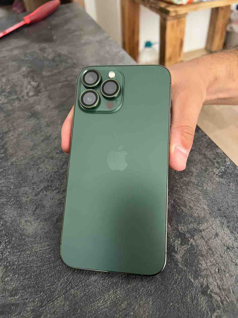 Смартфон Apple iPhone 13 Pro Max 256GB Alpine Green - отзывы покупателей на  маркетплейсе Мегамаркет | Артикул: 100031996083