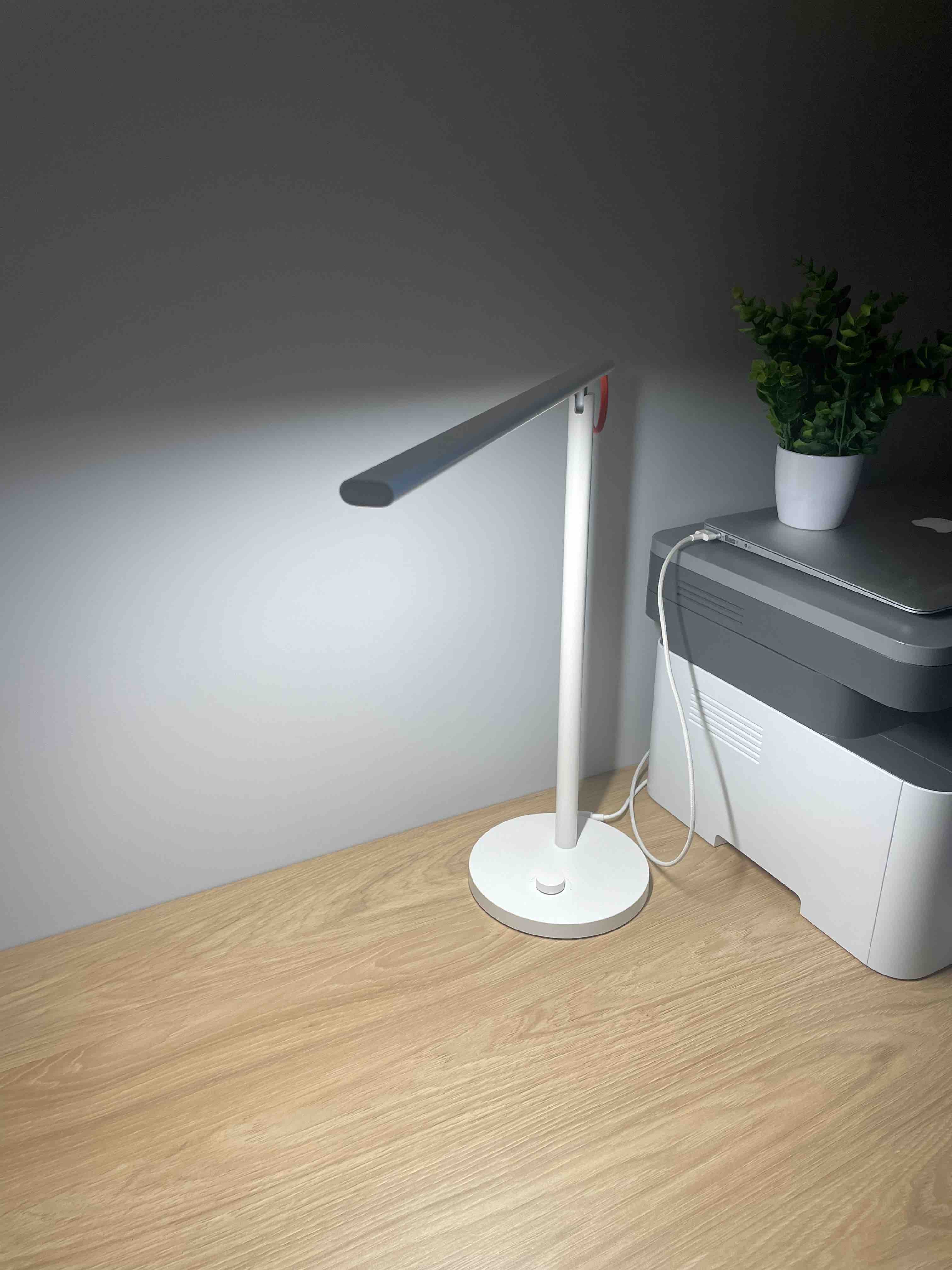 Xiaomi smart deals desk lamp