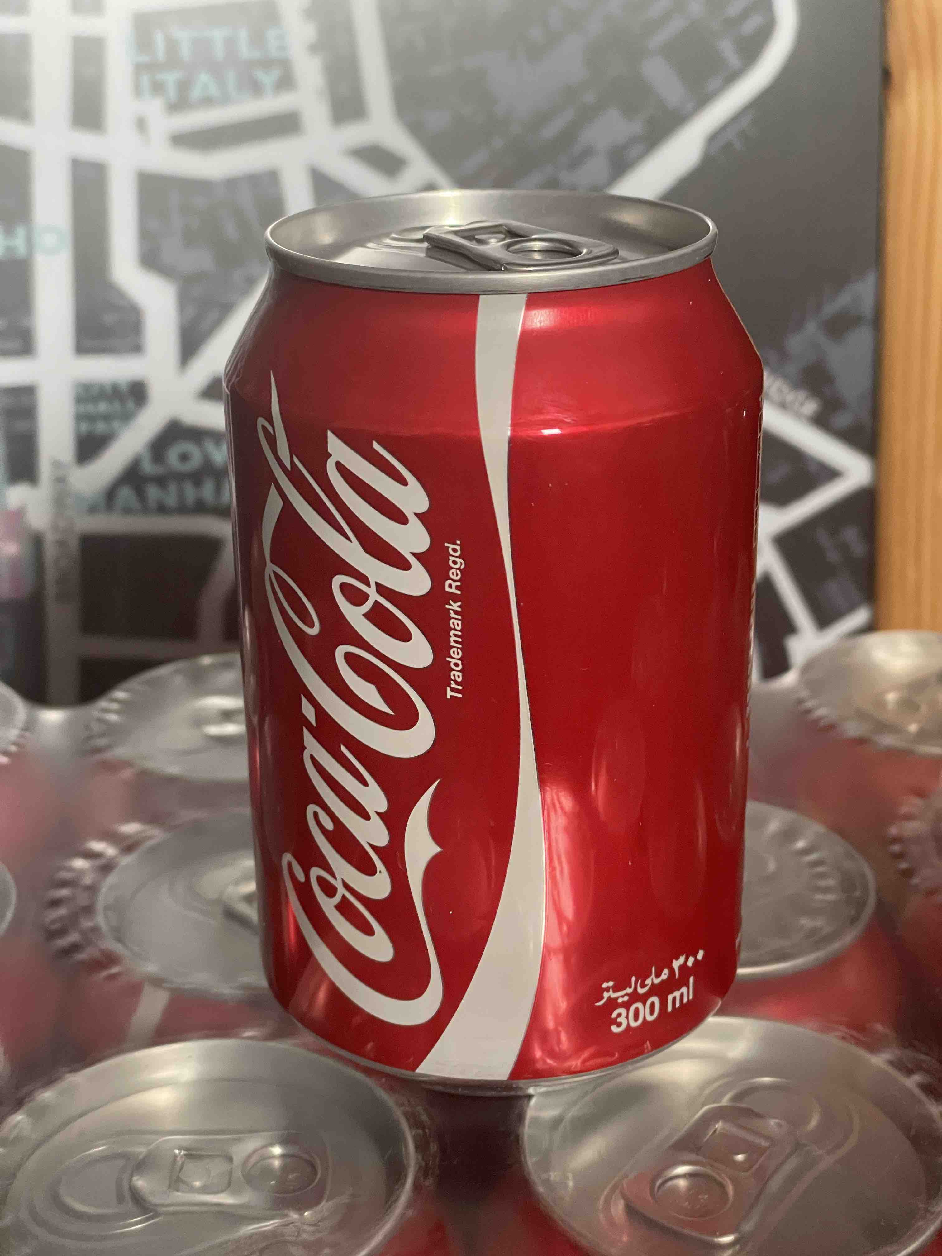 Напиток Coca-Cola жестяная банка 0.33 л 24 штуки - отзывы покупателей на  маркетплейсе Мегамаркет | Артикул: 100024030071