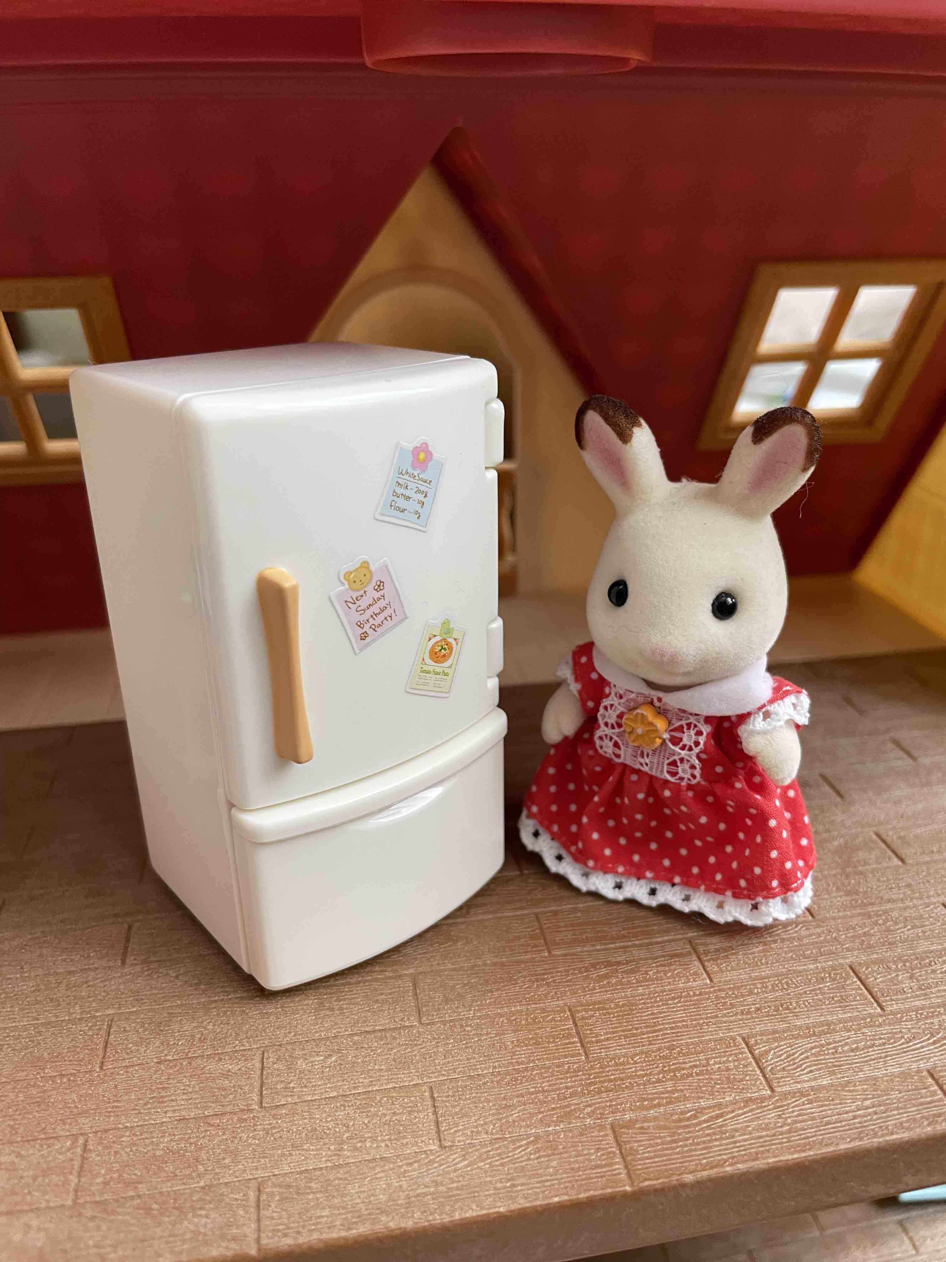 Отзывы о игровой набор Sylvanian Families EPOCH Sylvanian Families  Холодильник - отзывы покупателей на Мегамаркет | игровые наборы и фигурки  5021 - 100002125375