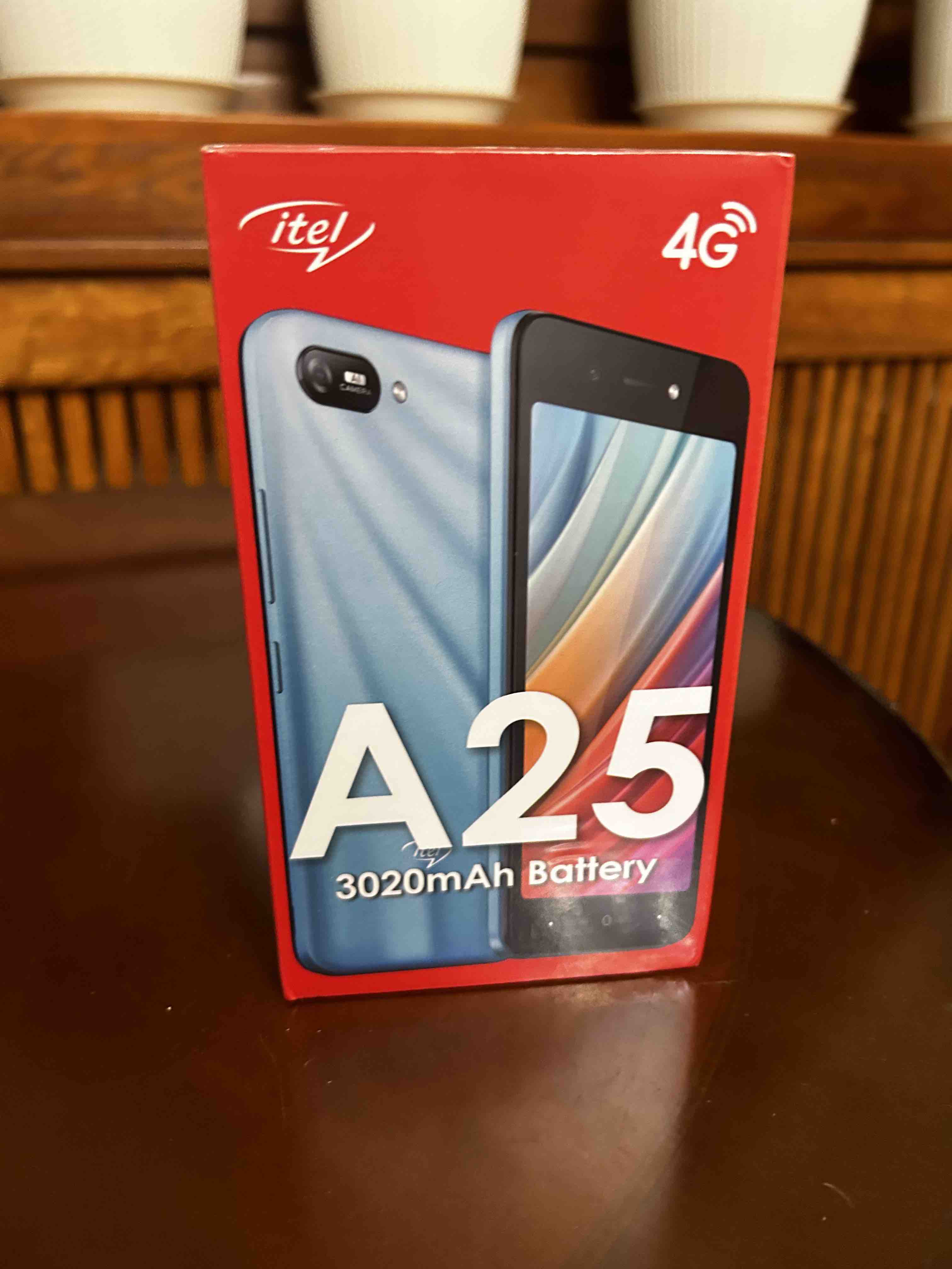 Смартфон Itel A25 16GB Black 1/16GB Black, купить в Москве, цены в  интернет-магазинах на Мегамаркет