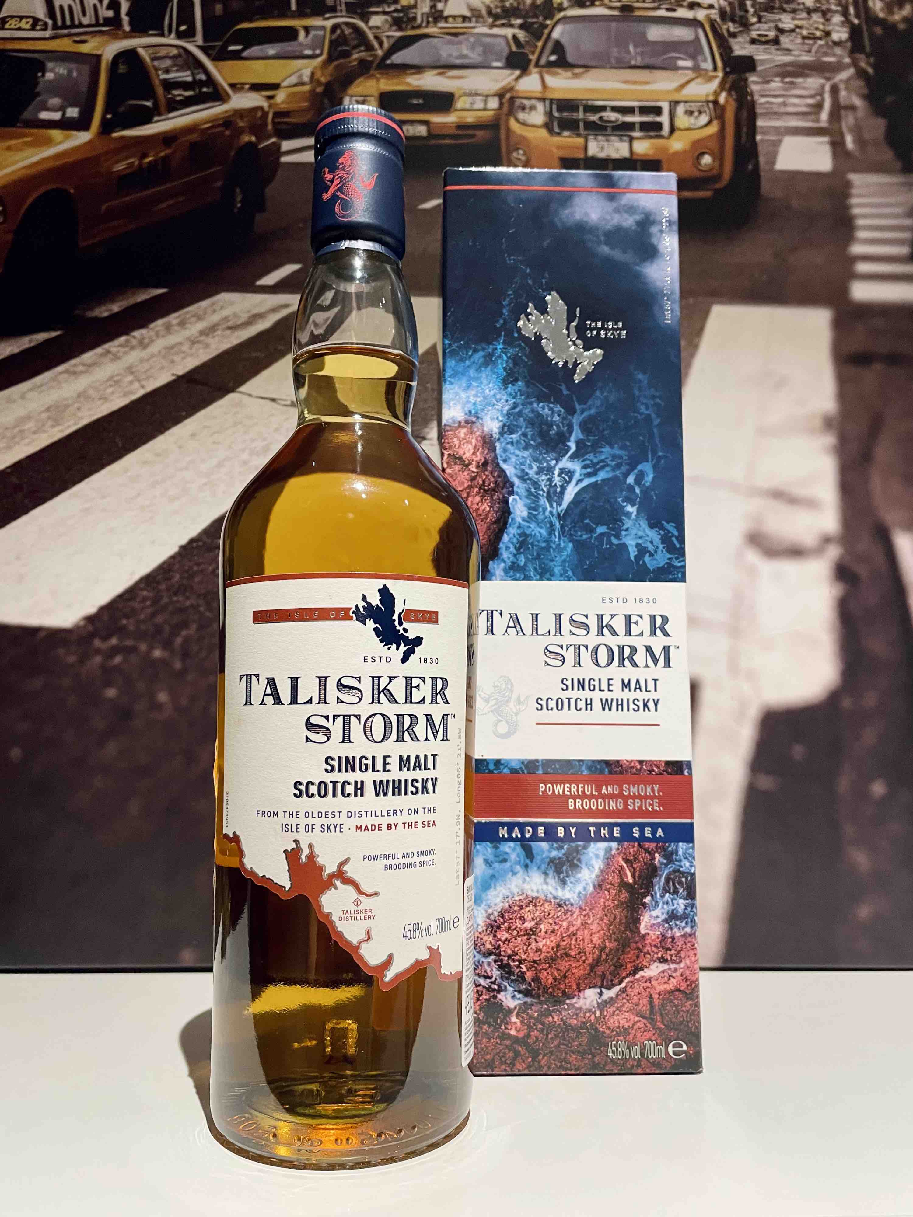 Виски Talisker Storm 0,7 л в подарочной упаковке - отзывы покупателей на  маркетплейсе Мегамаркет | Артикул: 100025352745