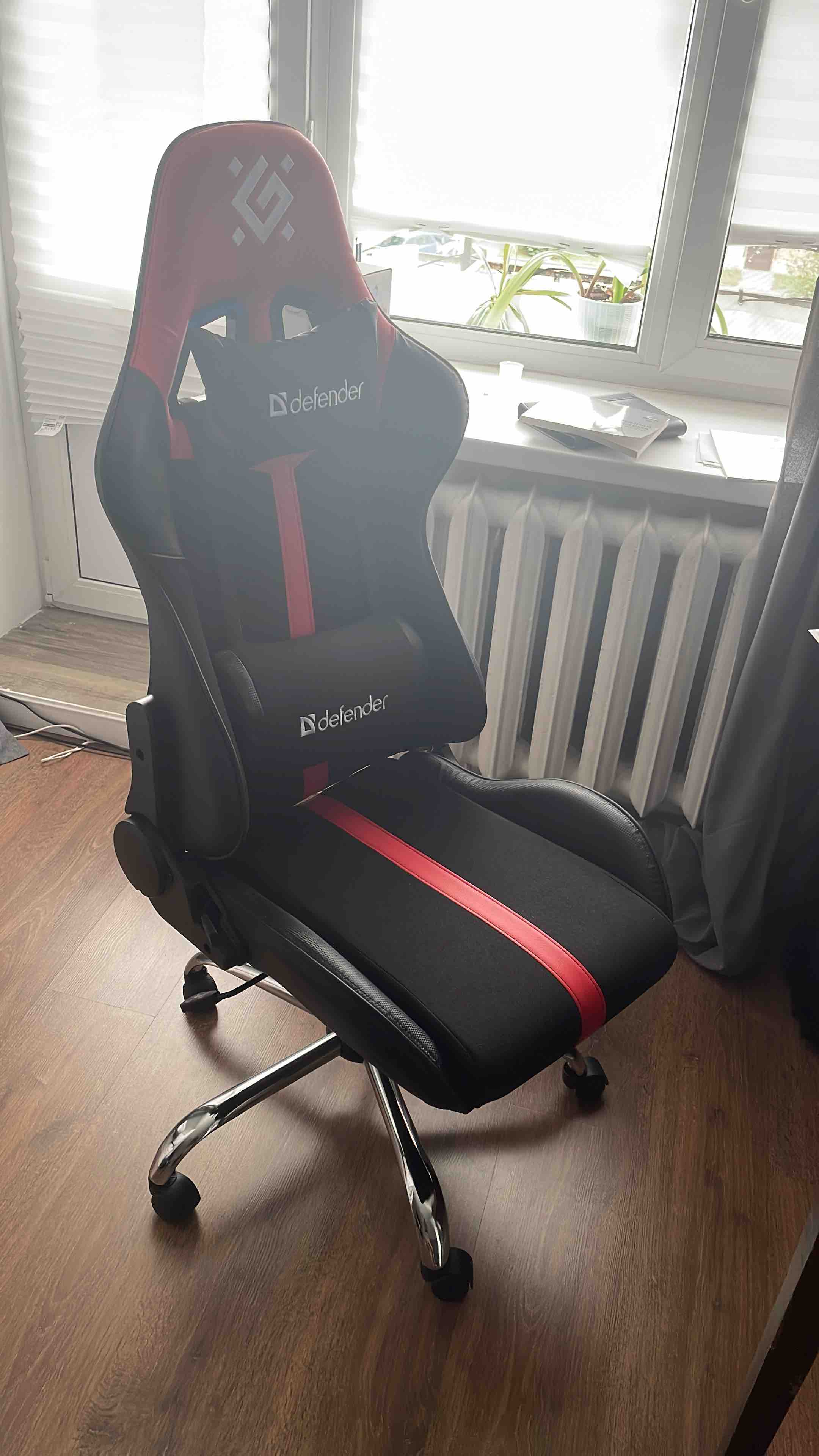 Игровое кресло Racer Черный/Красный,полиуретан,60мм - купить в Интернетмагазин ценам.нет, цена на Мегамаркет