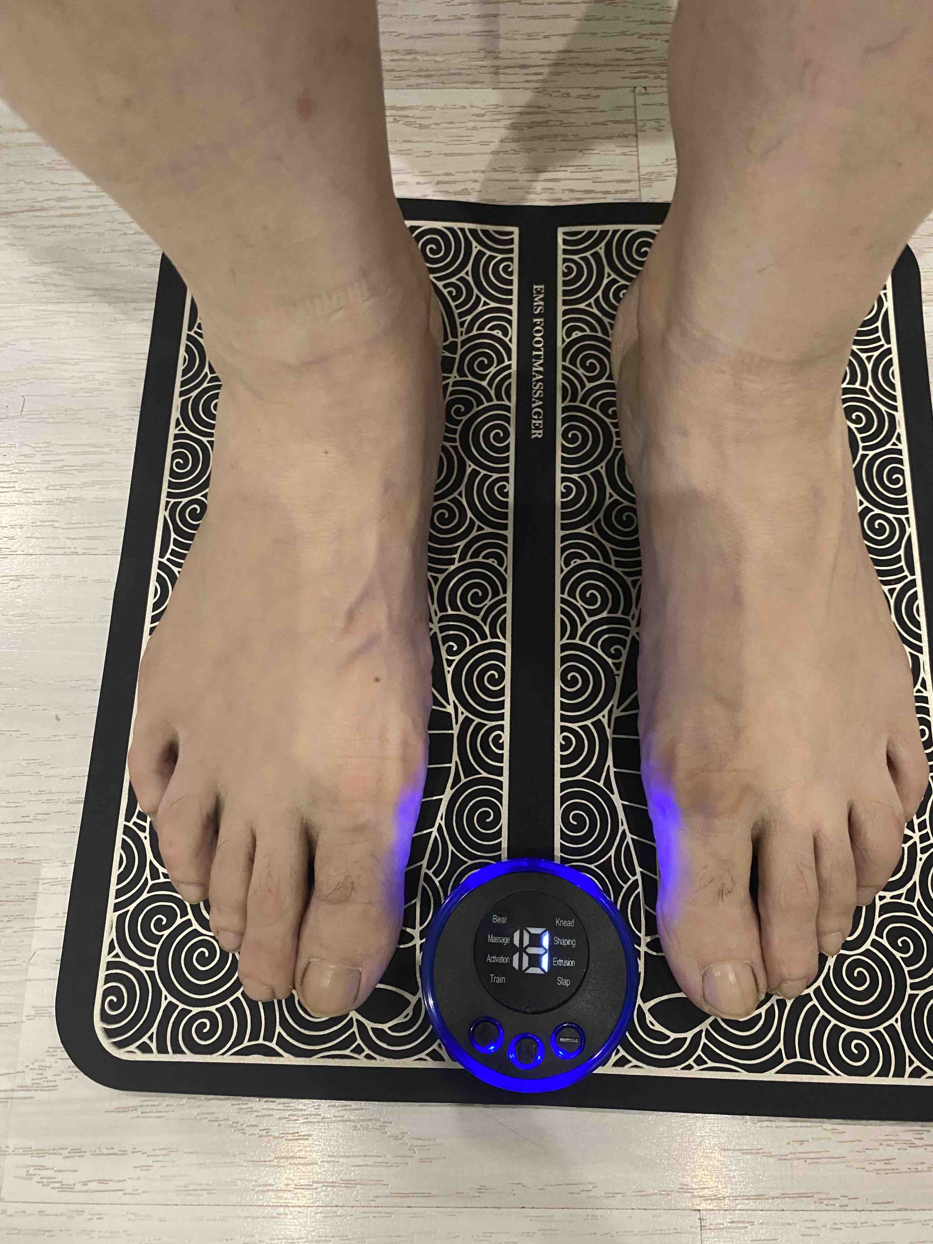 Стимулирующий массажный коврик для ног EMS Foot Massager, миостимулятор для  ног - отзывы покупателей на Мегамаркет | 600006029584