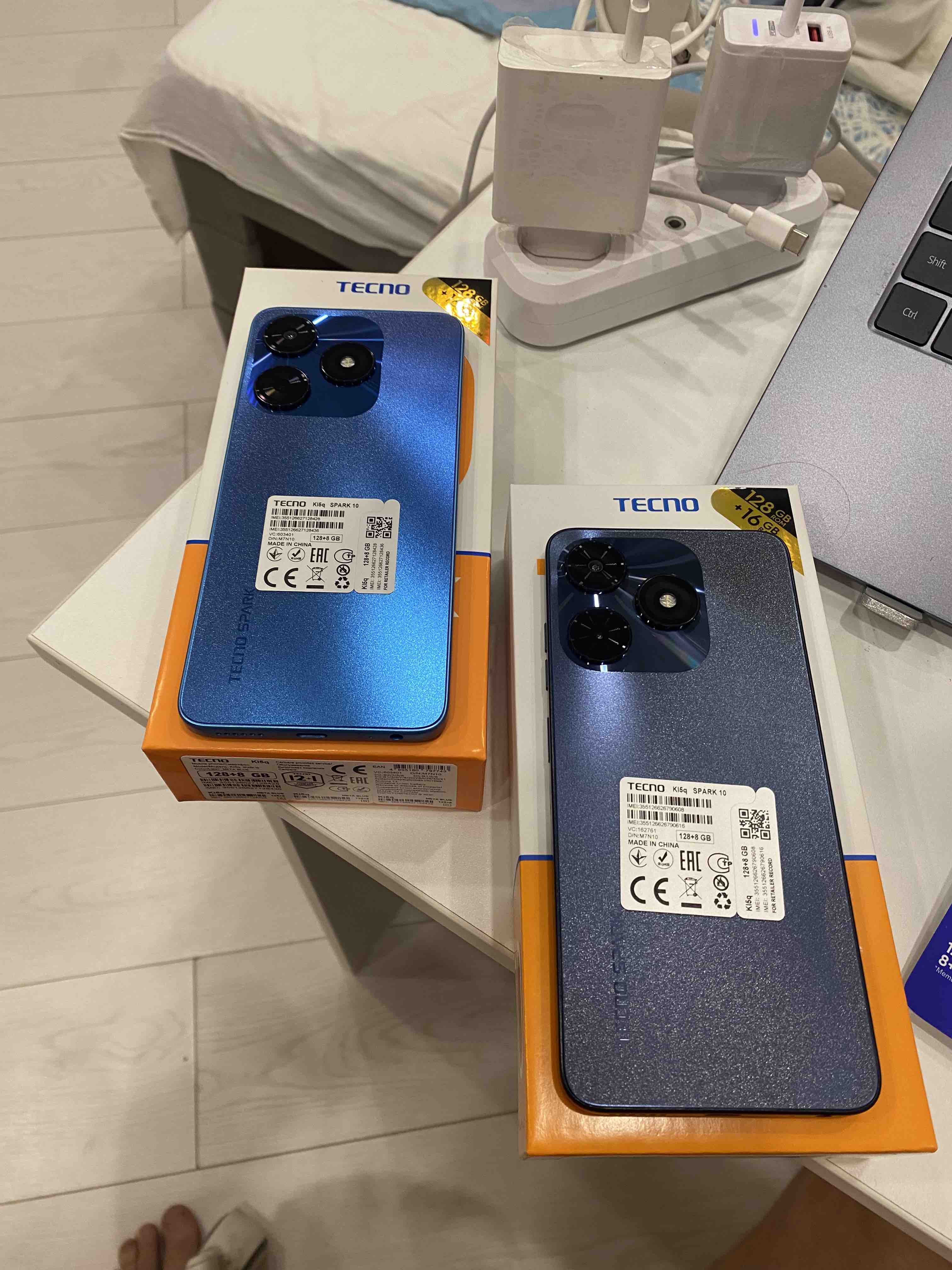 Смартфон Tecno Spark 10 KI5Q 8/128GB синий (KI5Q) - отзывы покупателей на  маркетплейсе Мегамаркет | Артикул: 600011565033