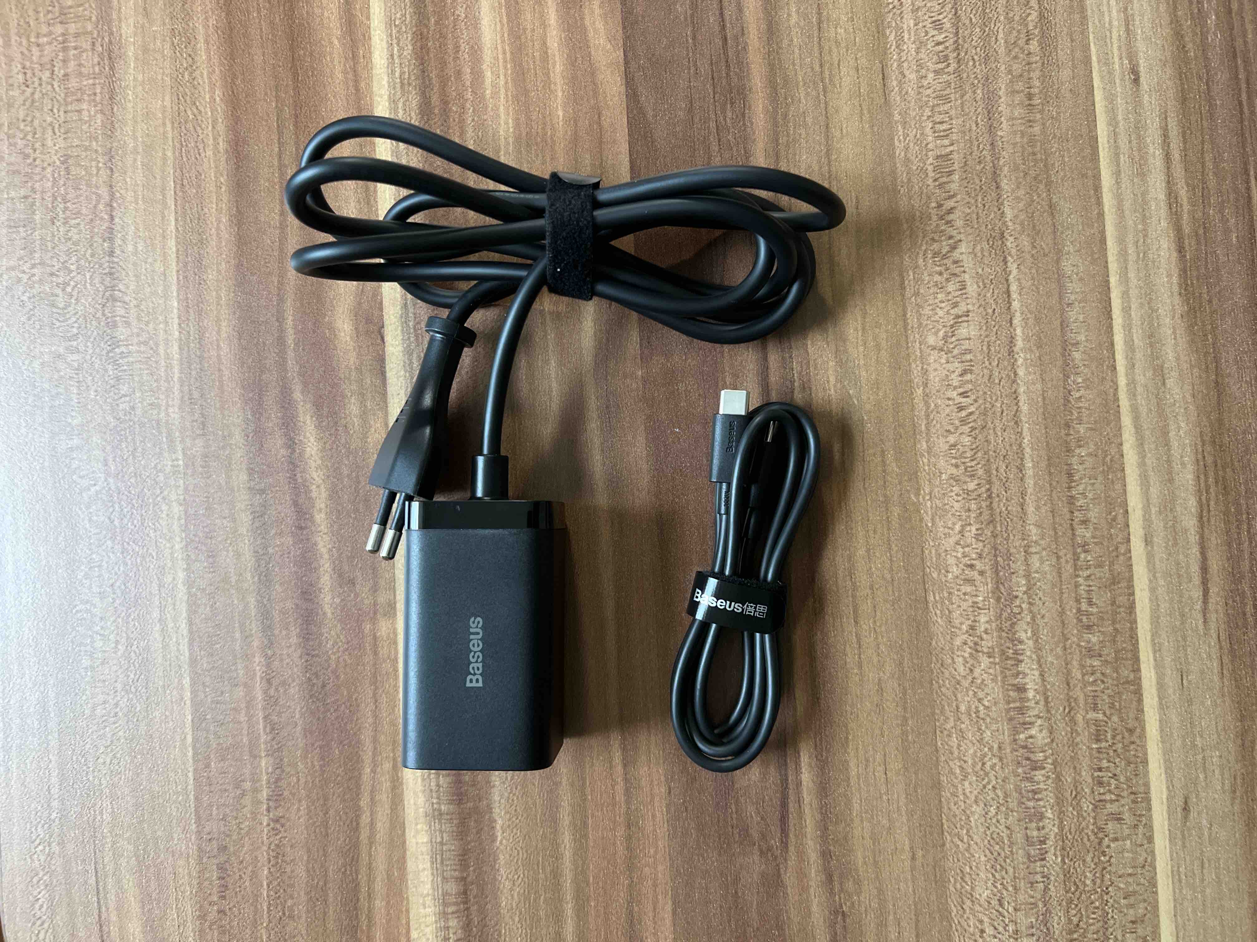 Блок питания для ноутбука Baseus GaN3 Pro Desktop Fast Charger 1м  (CCGP040101), купить в Москве, цены в интернет-магазинах на Мегамаркет