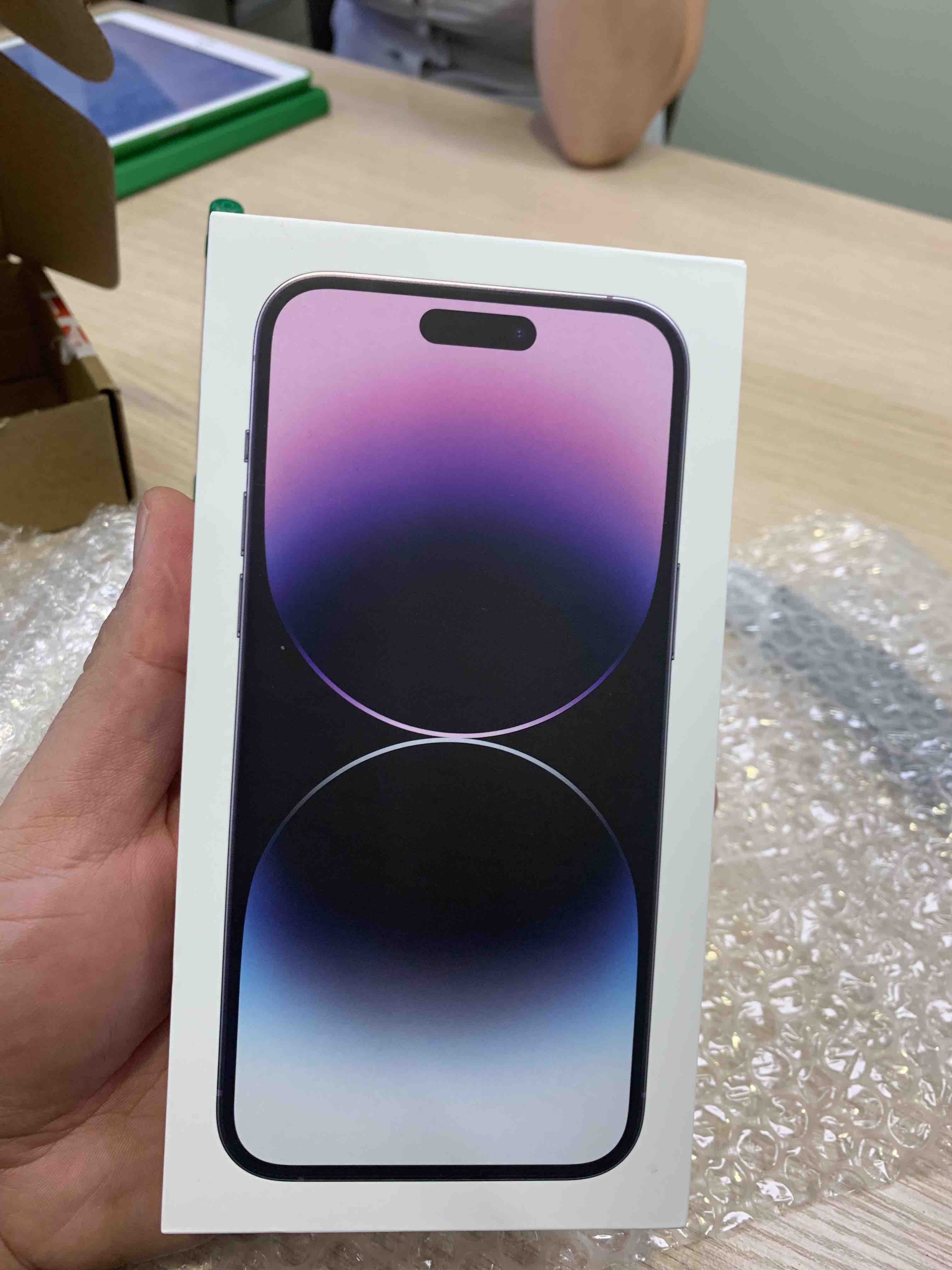 Смартфон Apple iPhone 14 Pro Max 512Gb Deep Purple (eSIM) - отзывы  покупателей на маркетплейсе Мегамаркет | Артикул: 100042333237