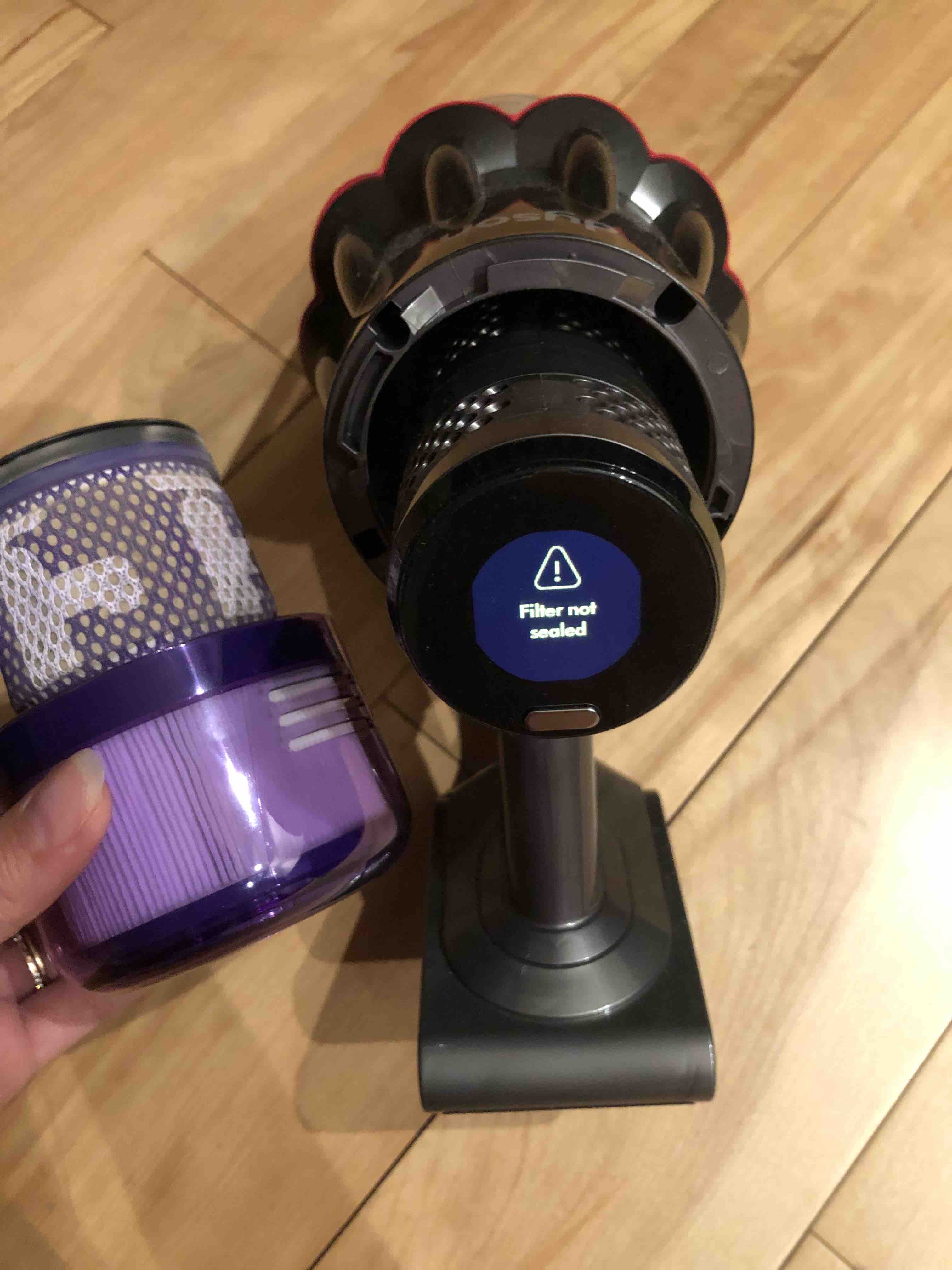 Пылесос Dyson V10 Fluffy (SV12) черный, серый - отзывы покупателей на  Мегамаркет