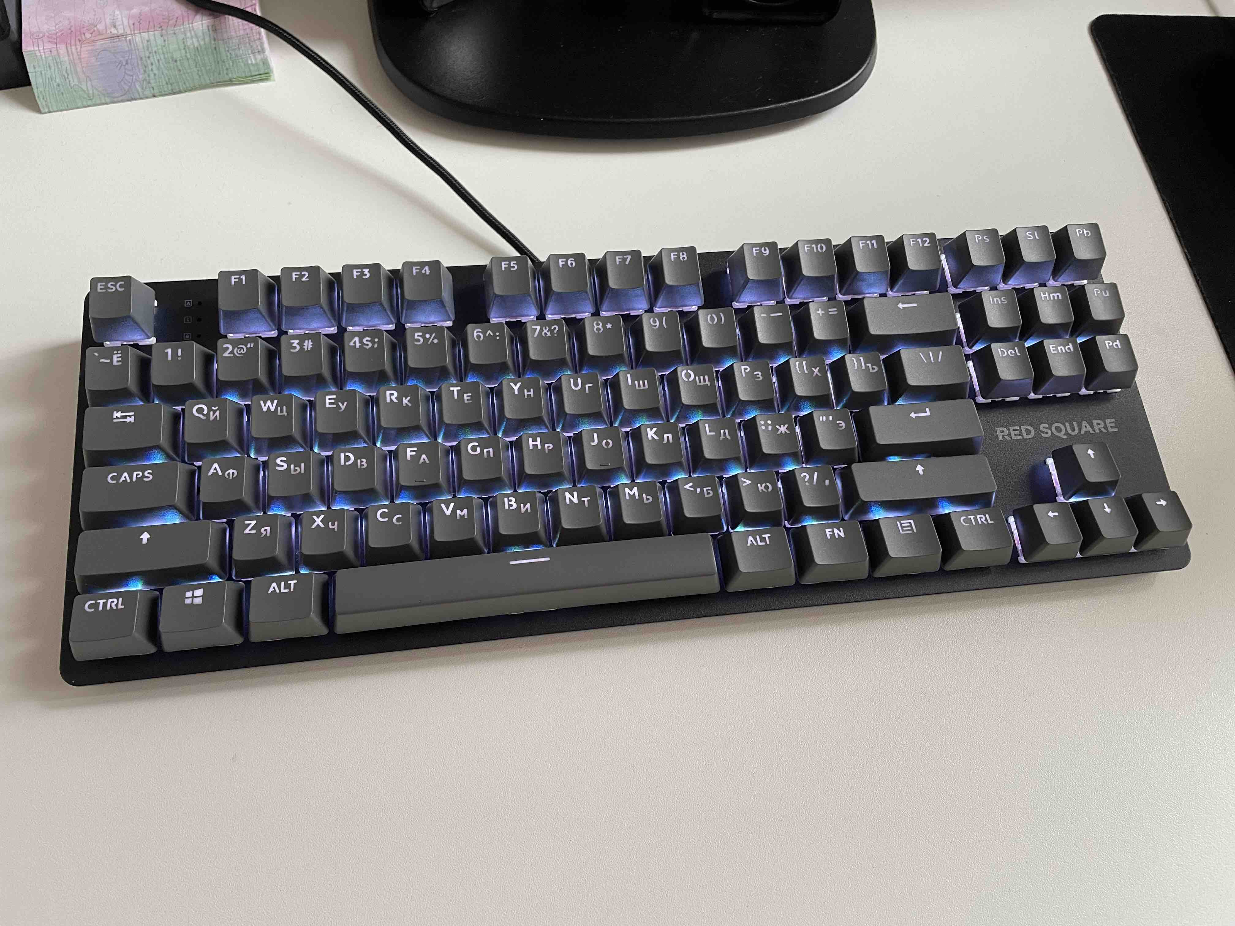 Проводная игровая клавиатура Red Square Keyrox TKL White (RSQ-20031) -  отзывы покупателей на маркетплейсе Мегамаркет | Артикул: 100030319360