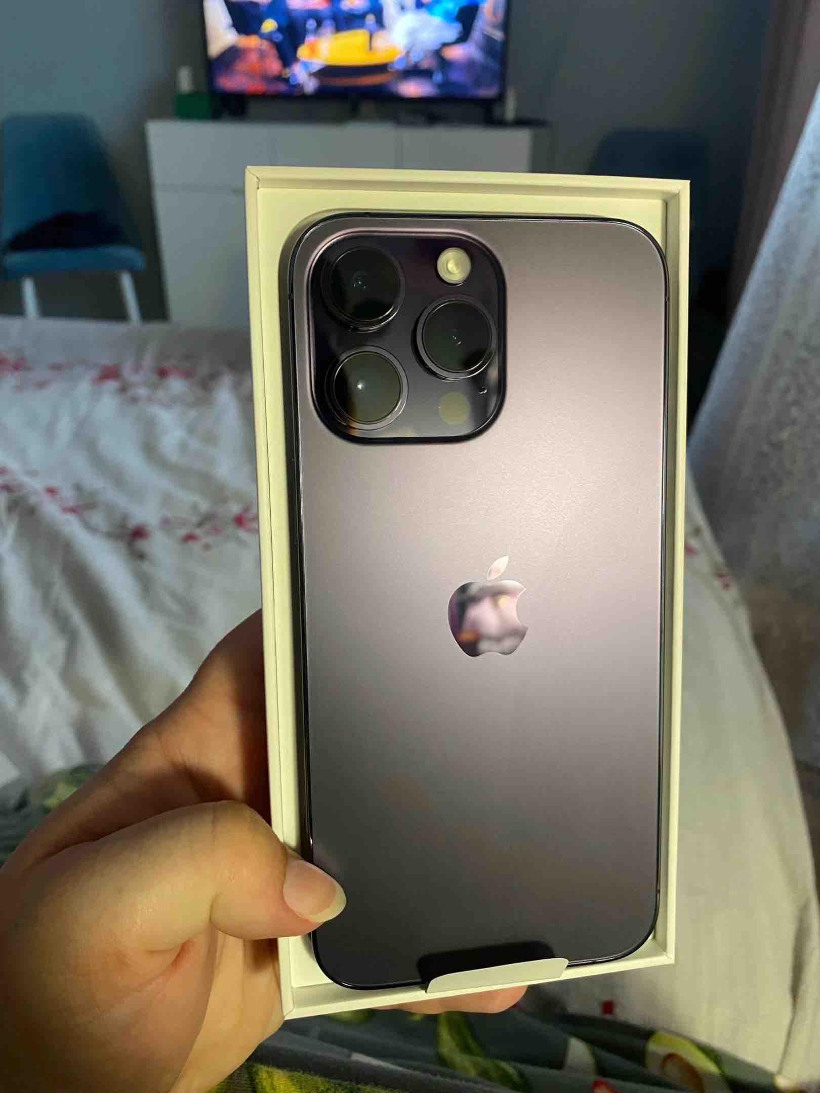 Смартфон Apple iPhone 14 Pro Max 128Gb Deep Purple (eSIM) - отзывы  покупателей на маркетплейсе Мегамаркет | Артикул: 100042333245