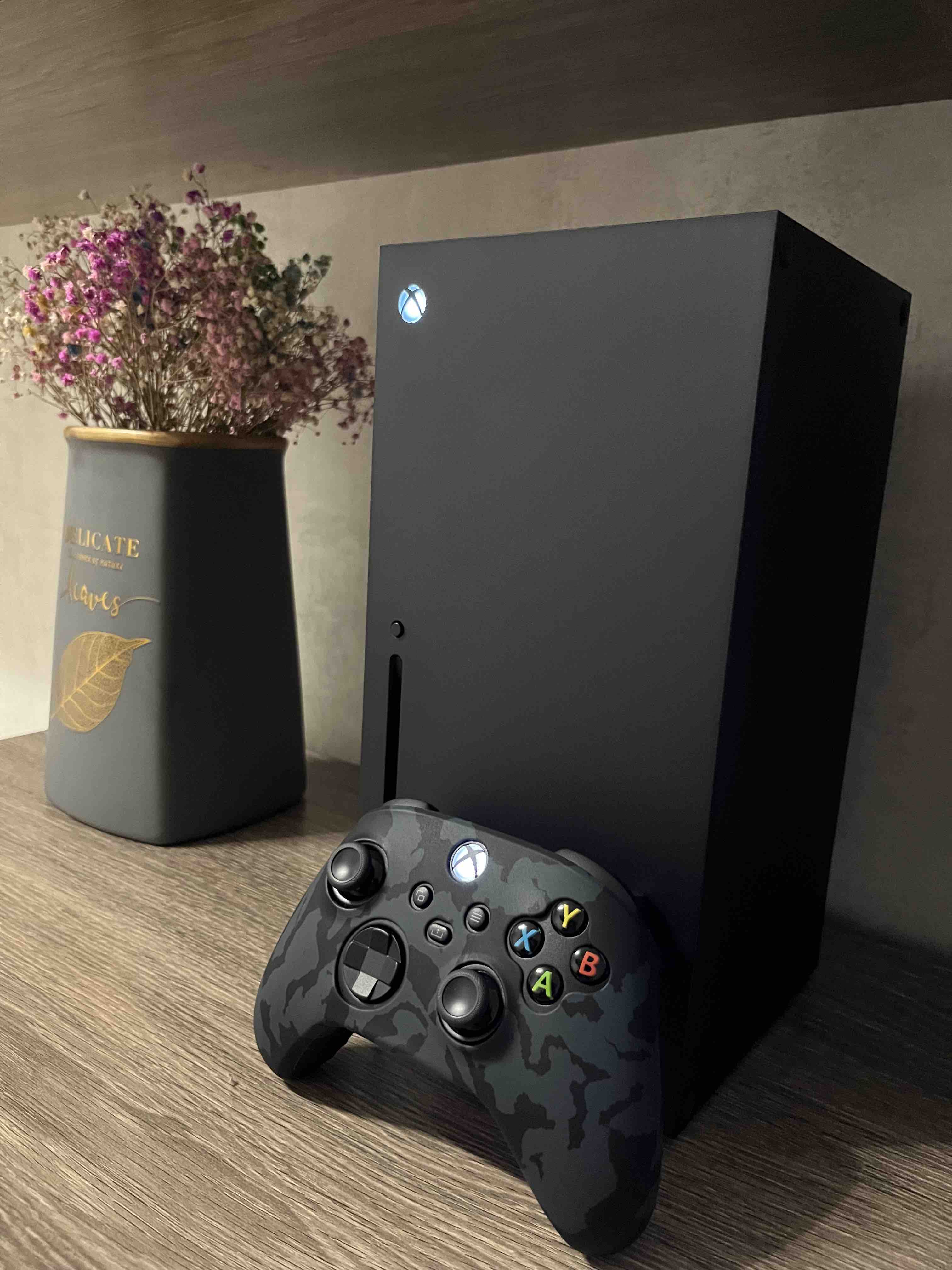 Игровая приставка Microsoft Xbox Series X 1TB (RRT-00015), купить в Москве,  цены в интернет-магазинах на Мегамаркет