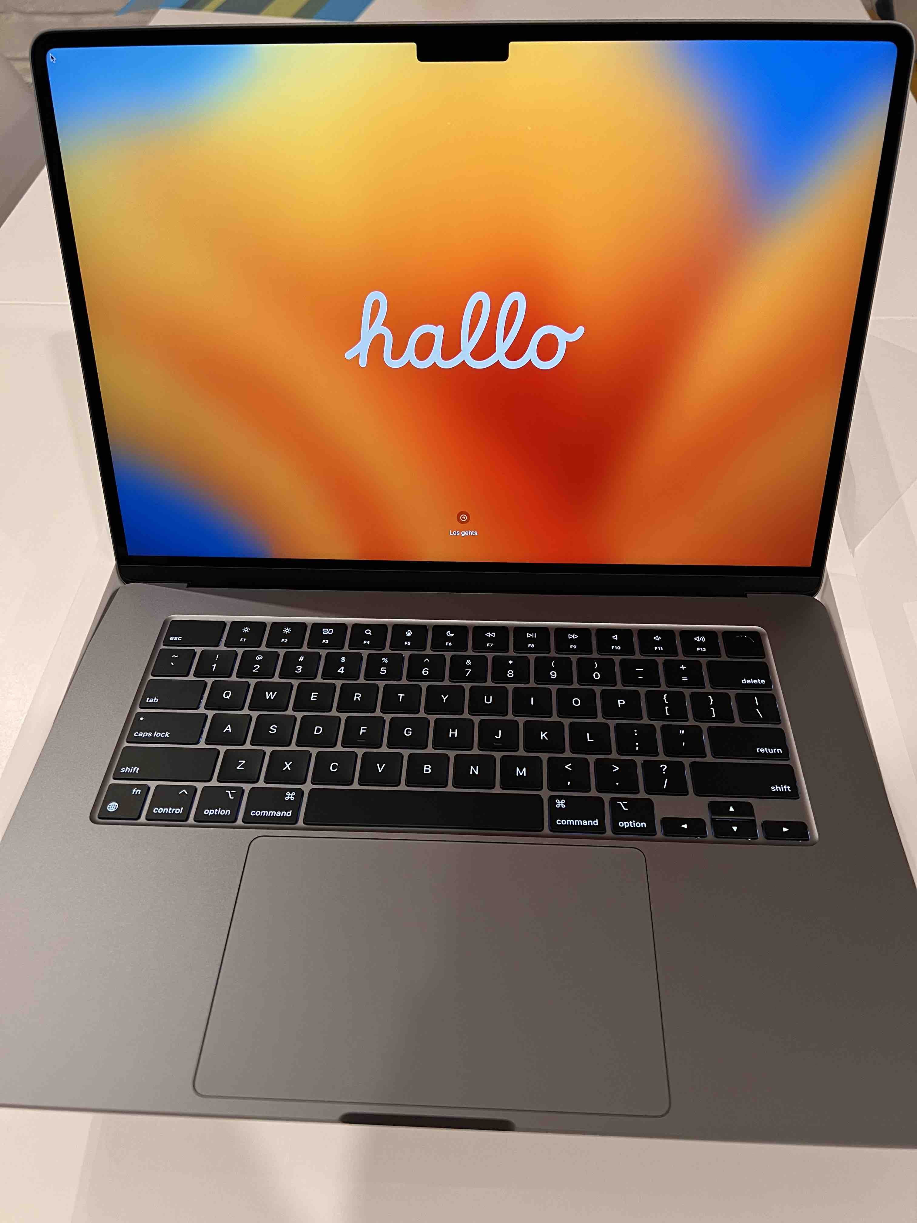 Ноутбук Apple 15,3\" 2023 M2 8/512GB Space Gray (MQKQ3), купить в Москве ...