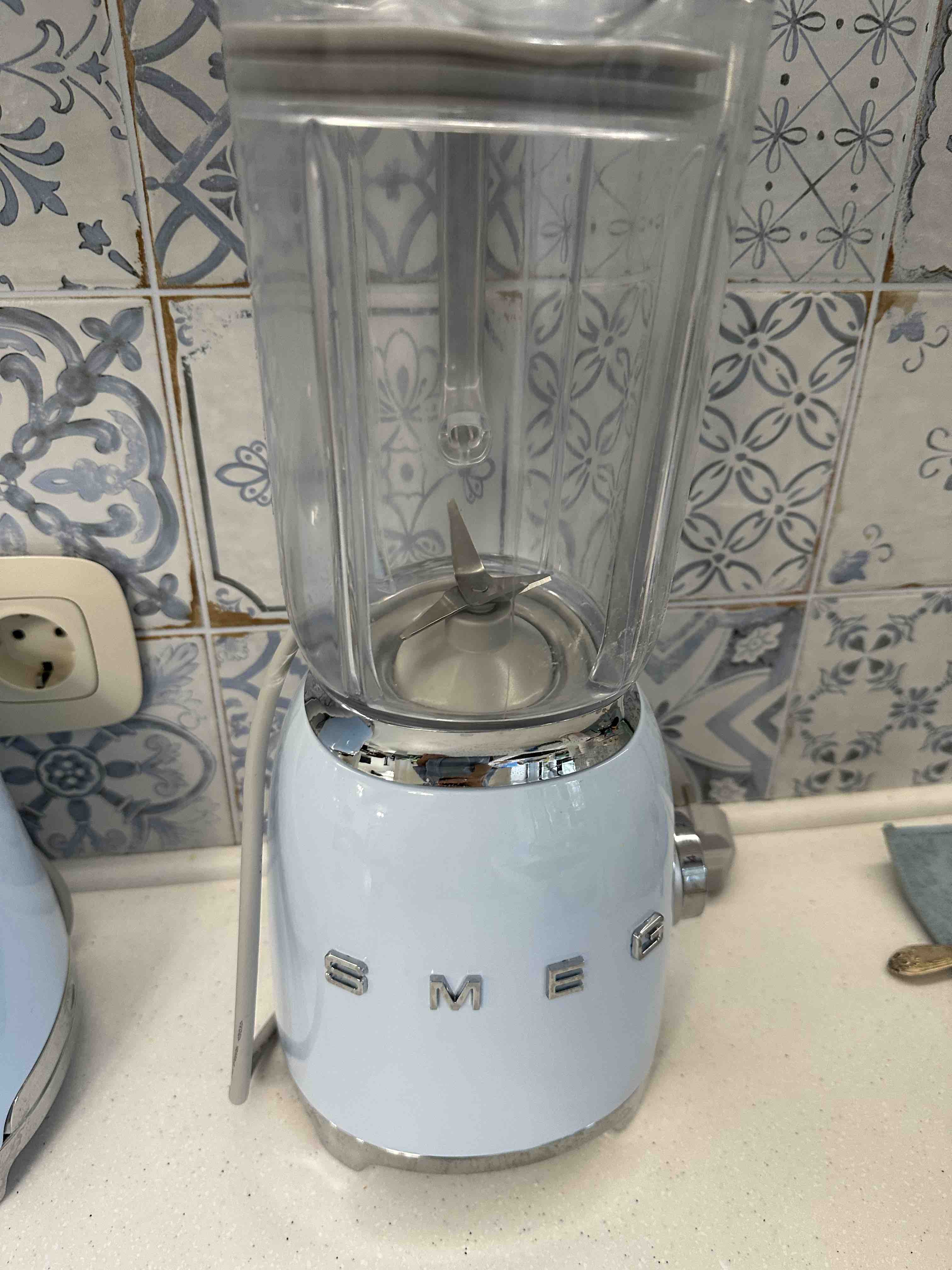 Smeg Silver blender BLF01SVEU