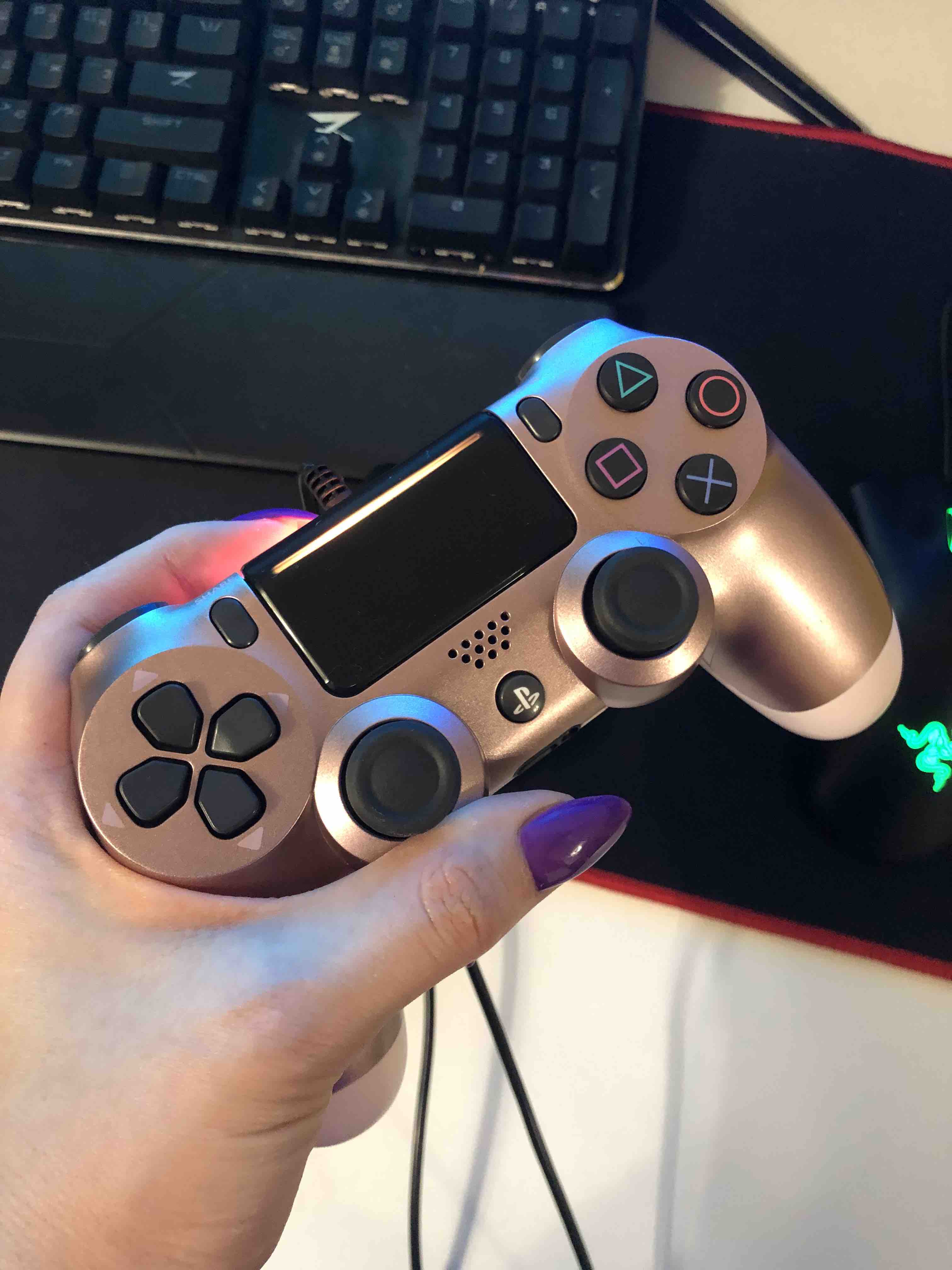 Геймпад Magic Ghost Dualshock для Android, PC, Playstation 4 Rose-Gold  (CUH-ZCT2E), купить в Москве, цены в интернет-магазинах на Мегамаркет