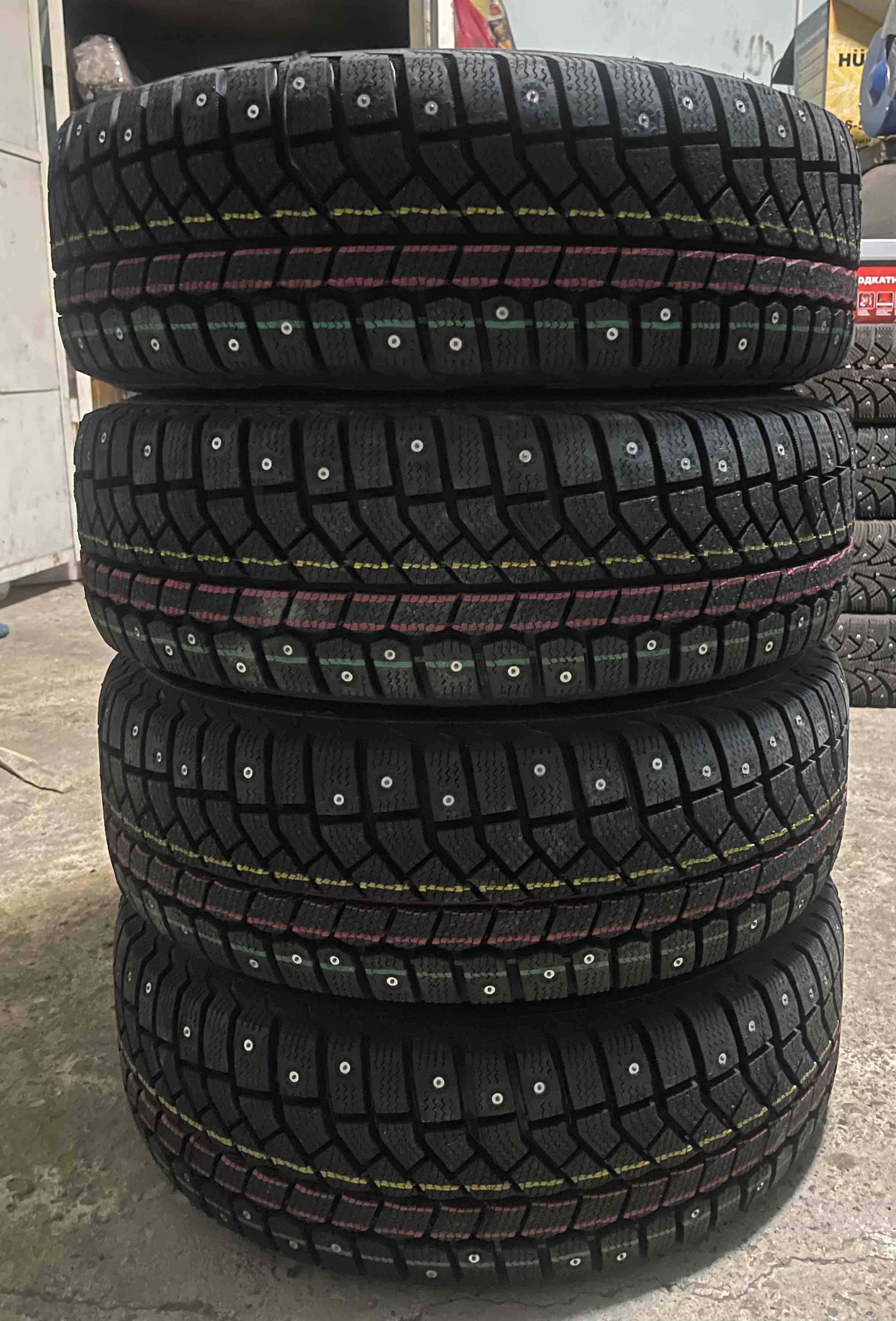 Шины Viatti Brina Nordico V-522 175/65 R14 82T - купить в Москве, цены на  Мегамаркет | 100013215374