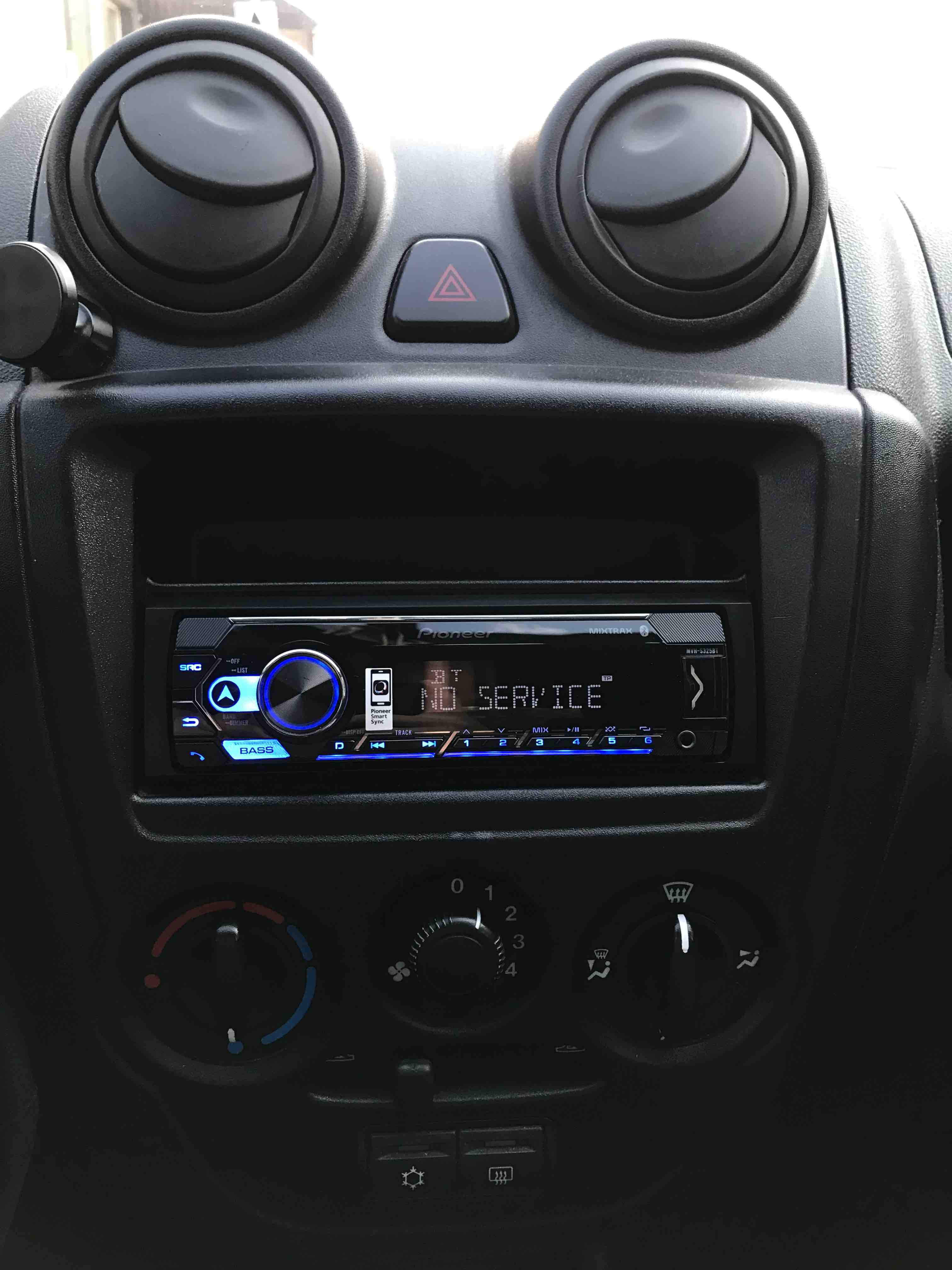 Автомагнитола Pioneer MVH-S325BT - отзывы покупателей на Мегамаркет |  100048629166