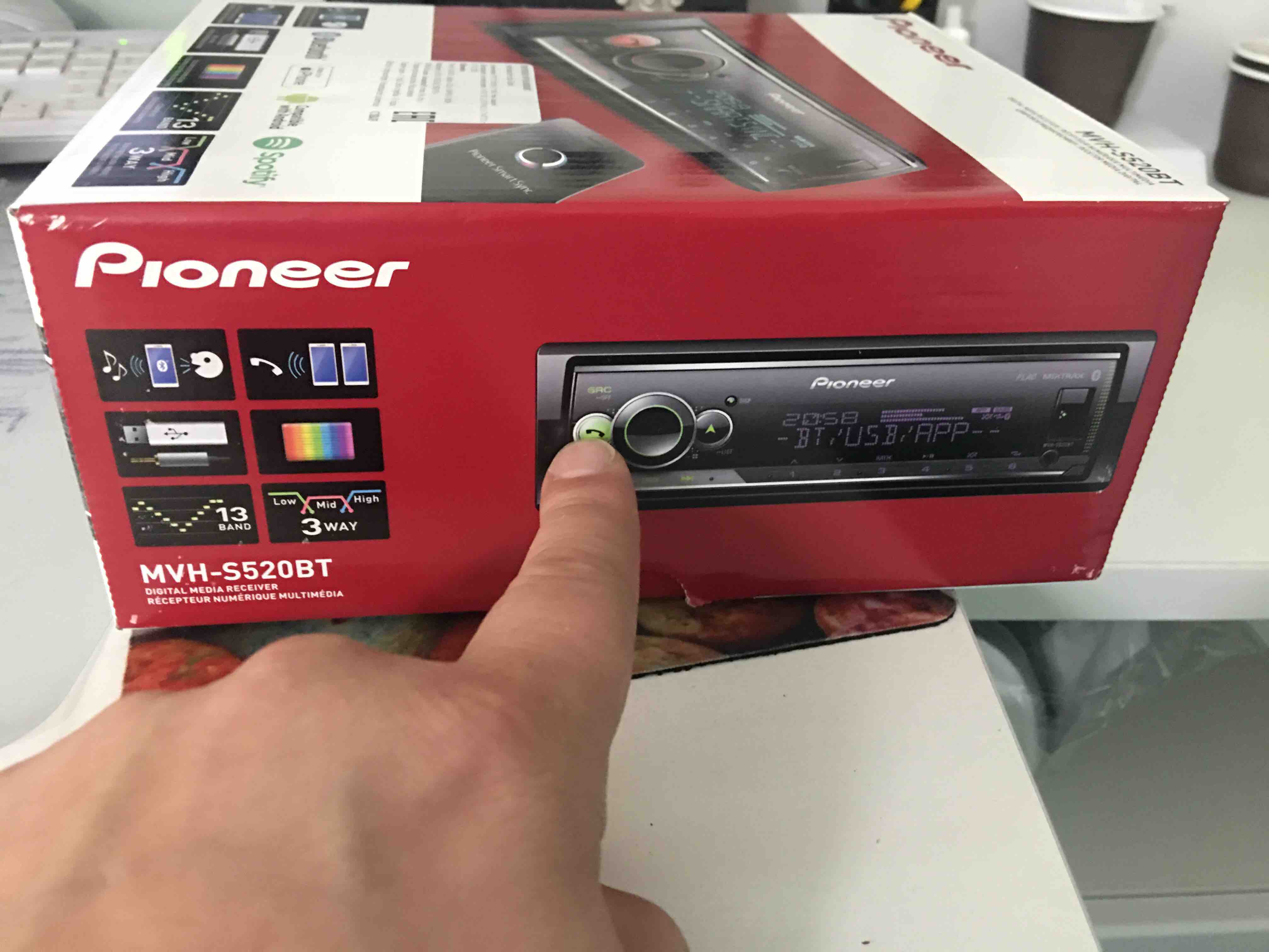 Автомагнитола PIONEER MVH-S520BT,4x50вт,USB,BT,MP3,iPod/Android - отзывы  покупателей на Мегамаркет | 100026344513