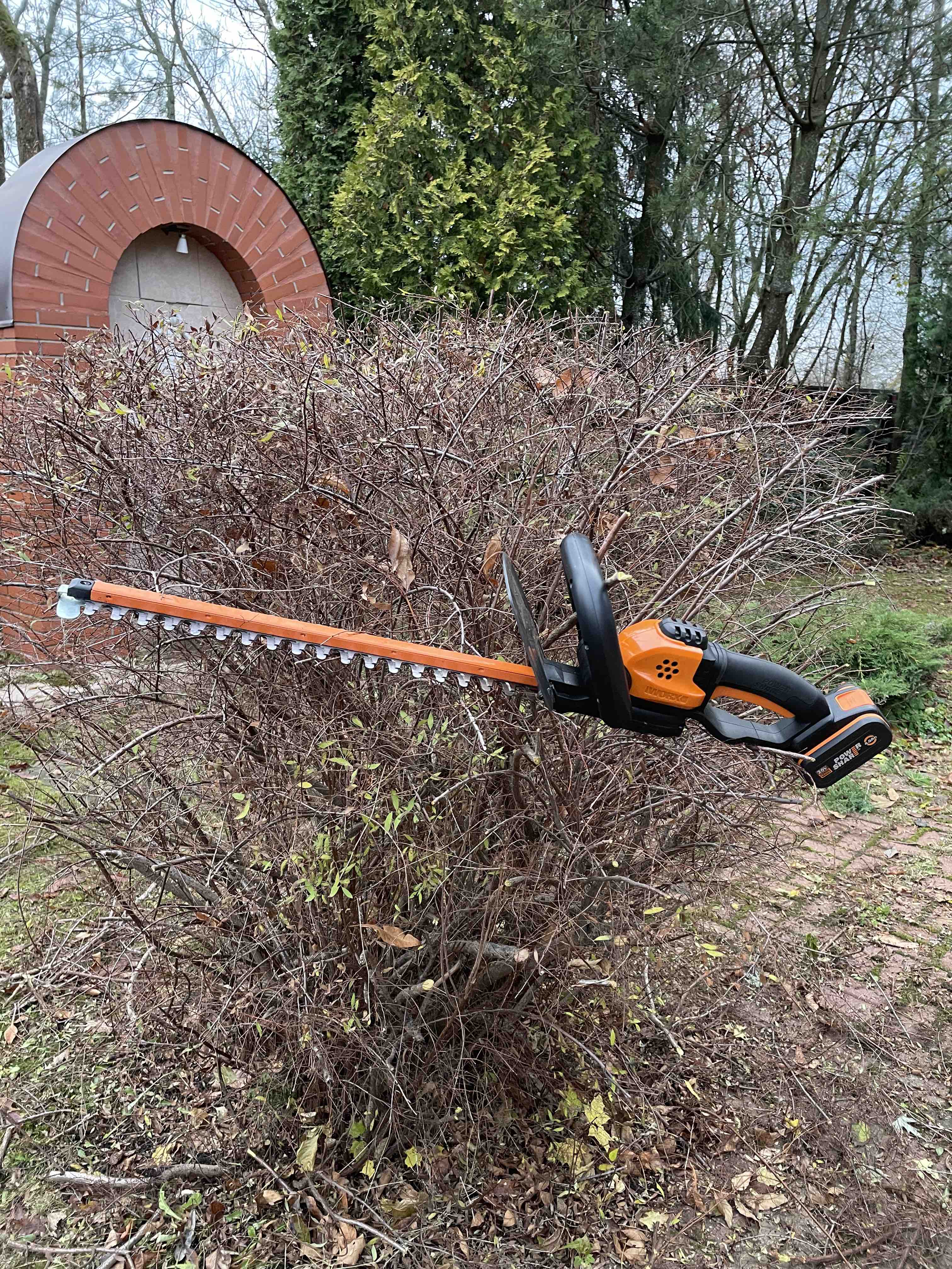 Worx wg261 deals hedge trimmer