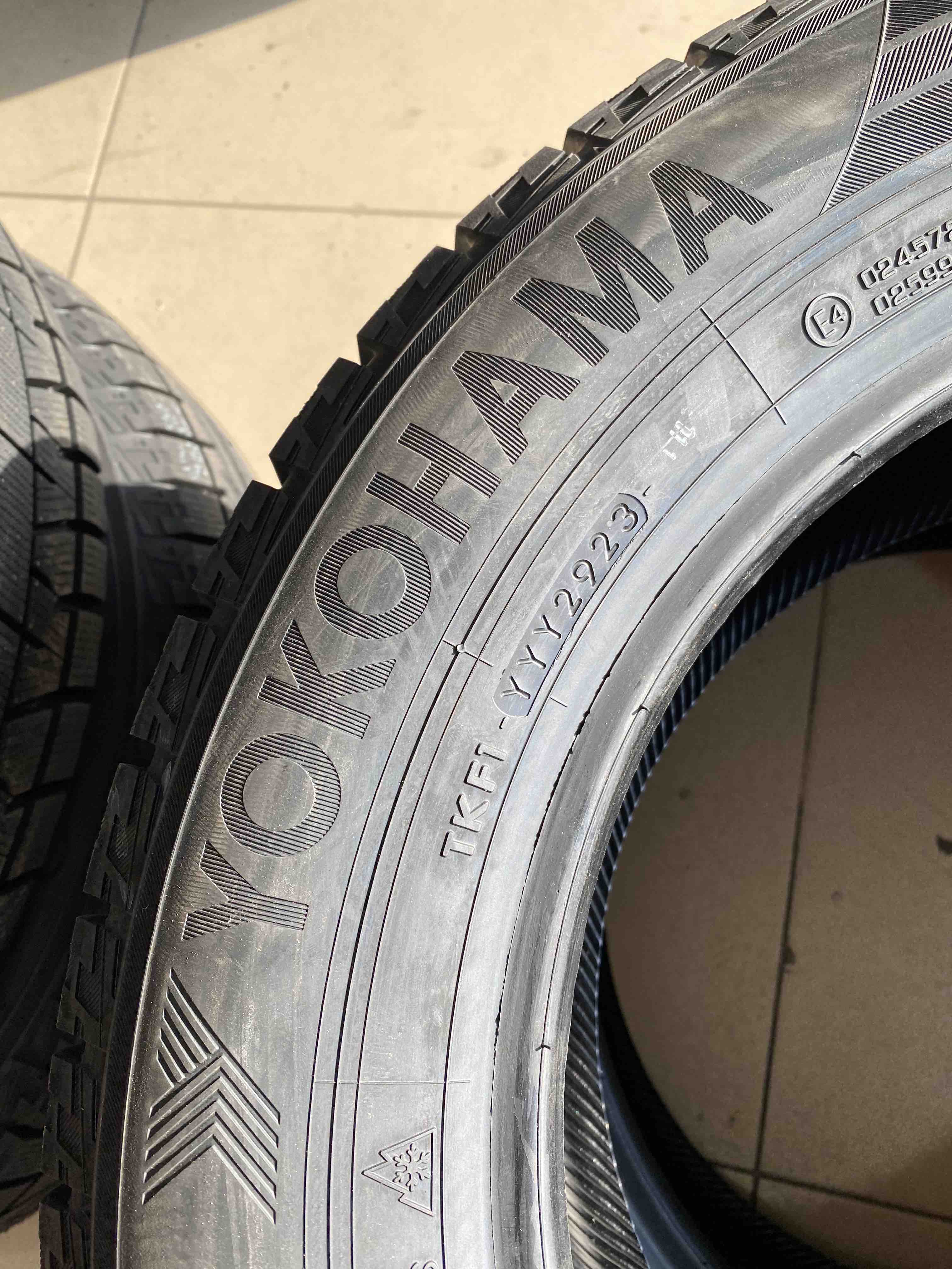 Подробные отзывы о шине Yokohama Avid TRZ S316 21560 R16 94T - характеристики, цена, места покупки в Москве Шина Yokohama Avid TRZ S316 21560 R16 94T - отзывы, характеристики, цена, купить Yokohama Avid TRZ S316 в Москве